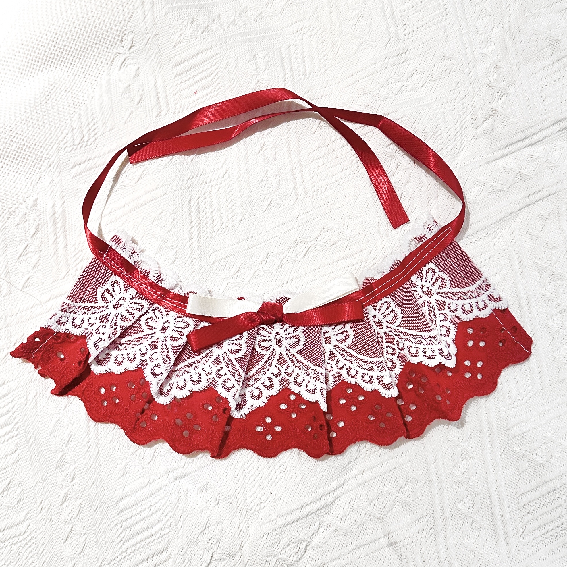 (現貨即取)新年喜慶紅色蕾絲貓咪圍巾