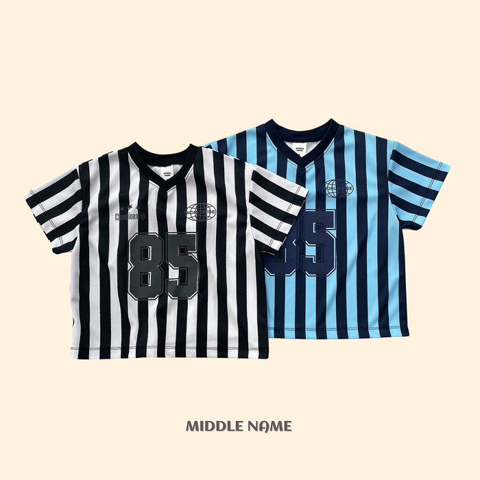 🇰🇷middle name tee