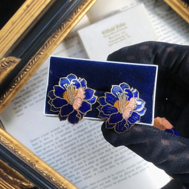 Vintage C.a. 1980s Golden Outline Cobalt Blue Flowerhead Enamel Set of Brooch and Stud Earrings - Likely Made in Taiwan（MT638）