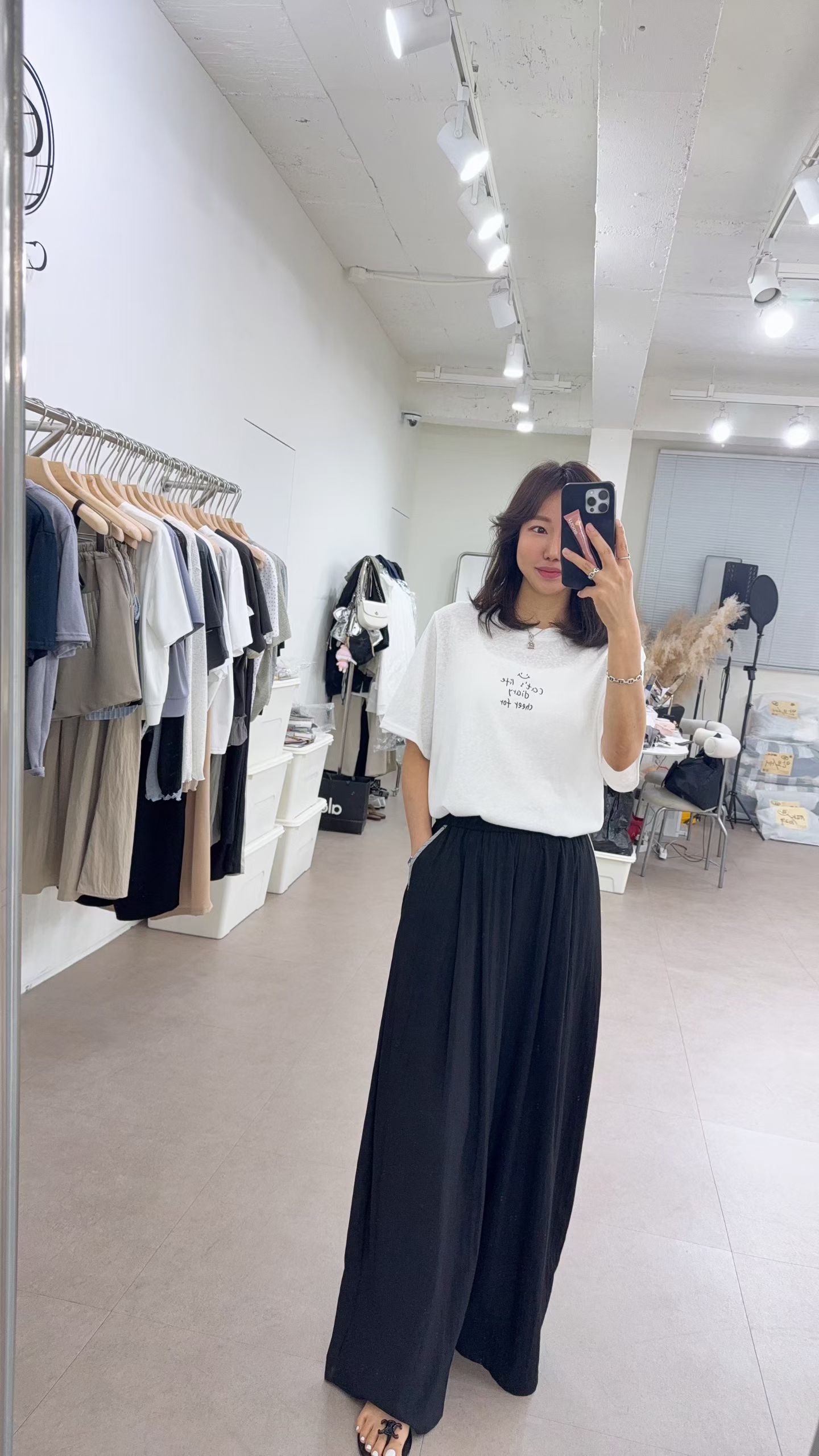 CH15 超薄細英文字Tee 