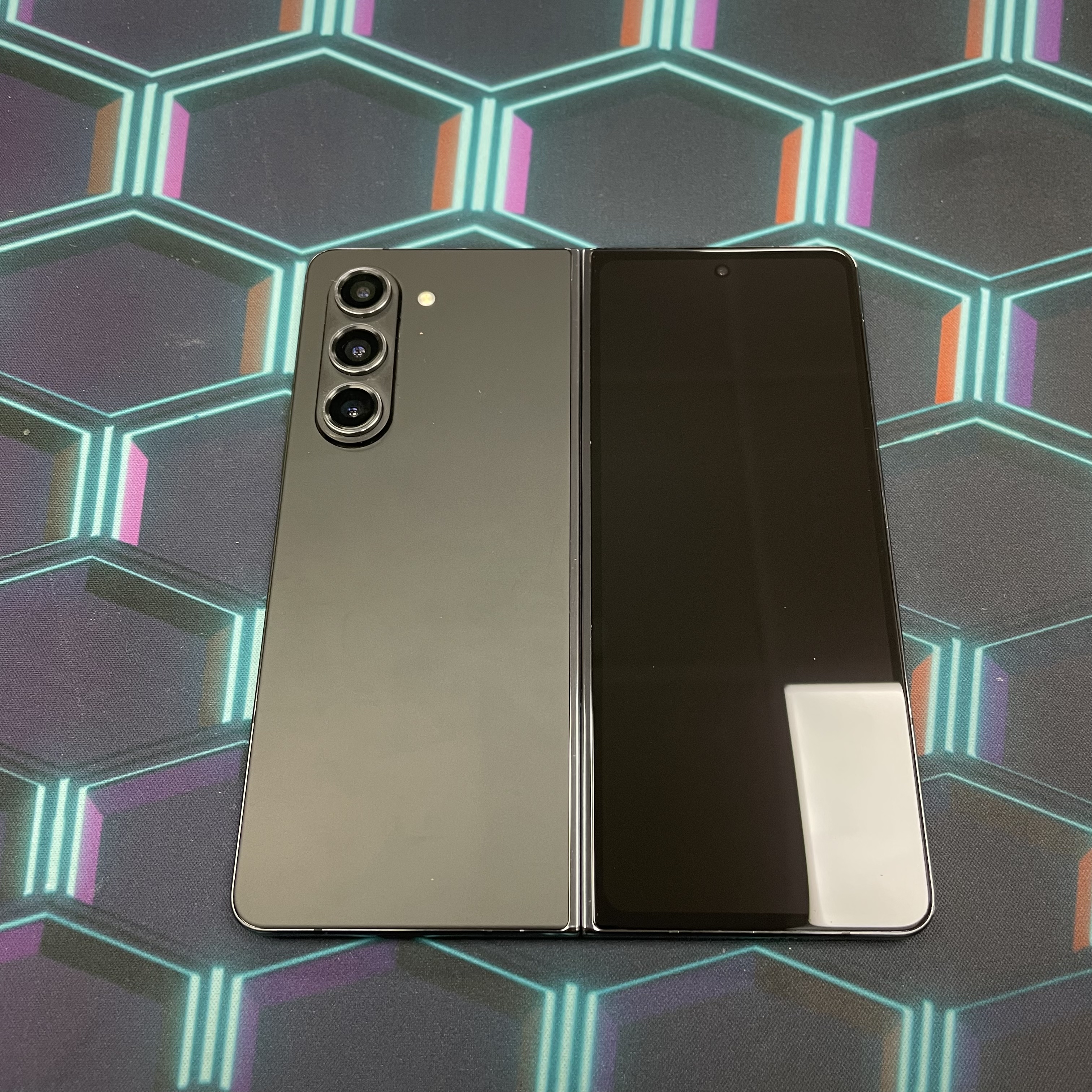 *6400 Galaxy Z Fold 5 勁靚機 12+512GB 黑色 black