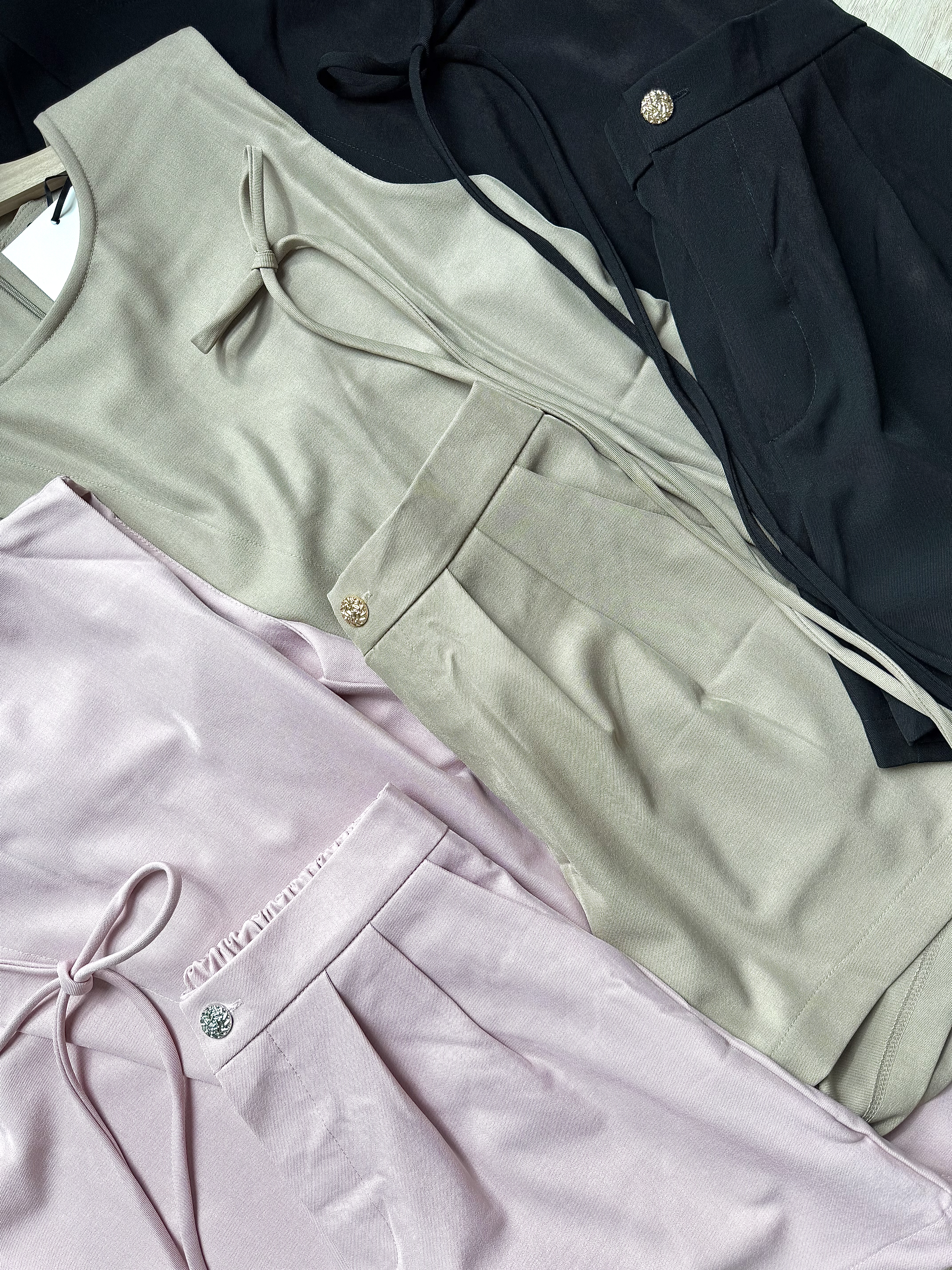 Korean Tailored Tie-Waist Set 韩系系带西装短裤套装 ( 3 colours )