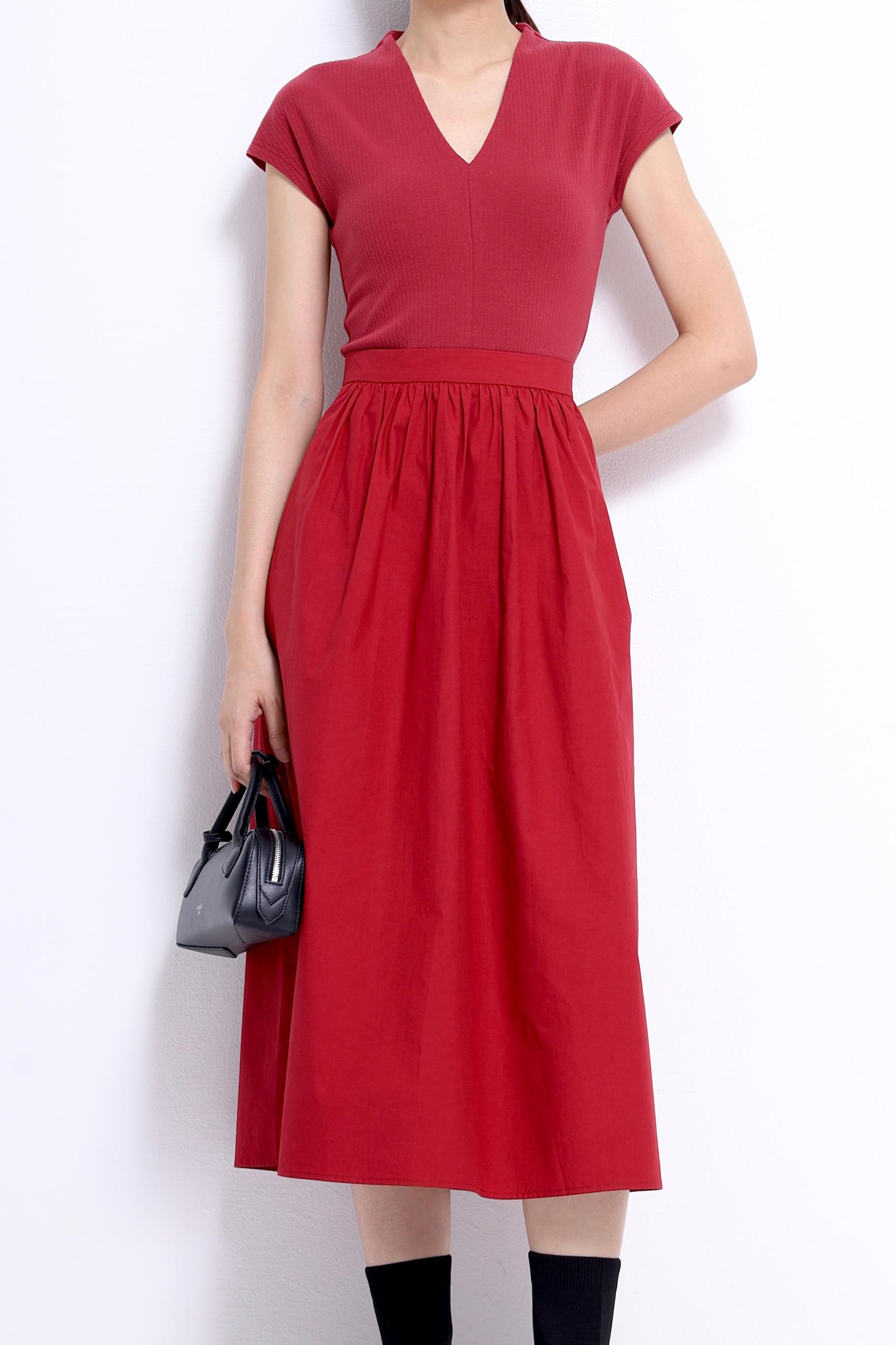 CD2150 V-NECK BODICE SMOCKED SKIRT DRESS