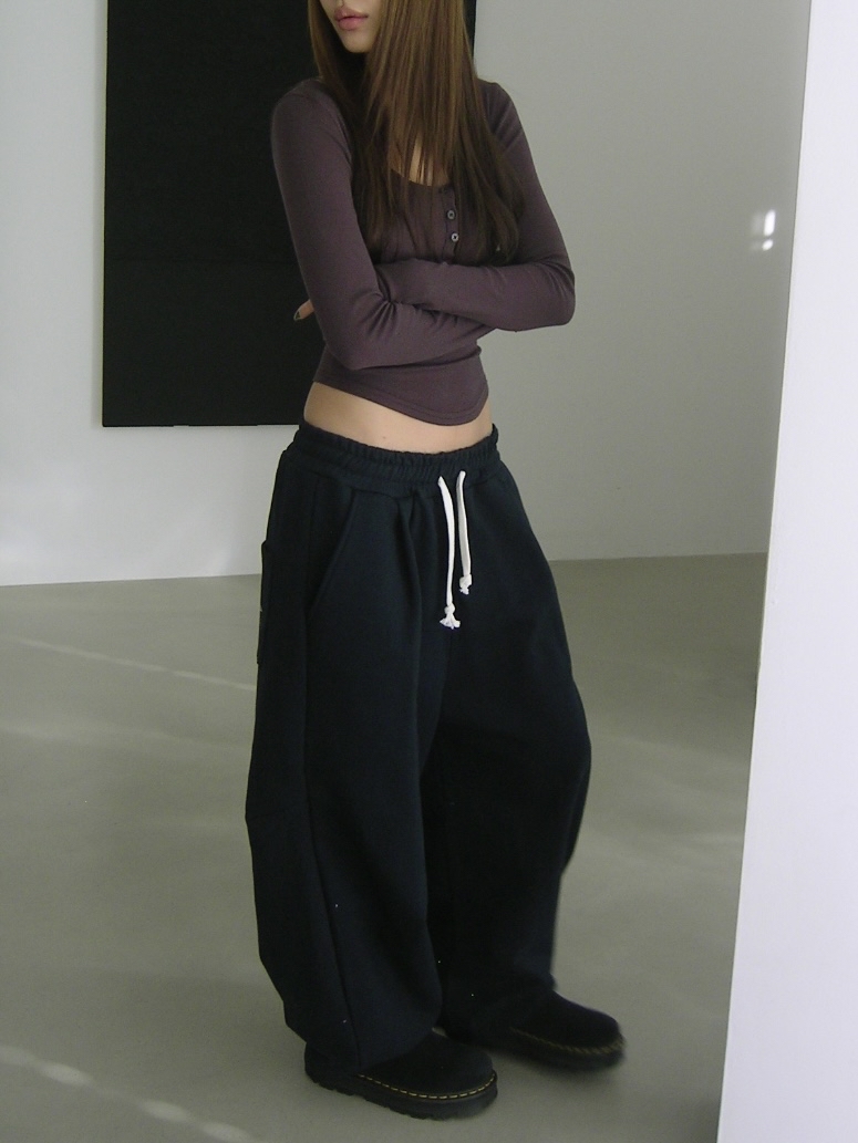 Star Pocket Wide-Leg Sweatpants