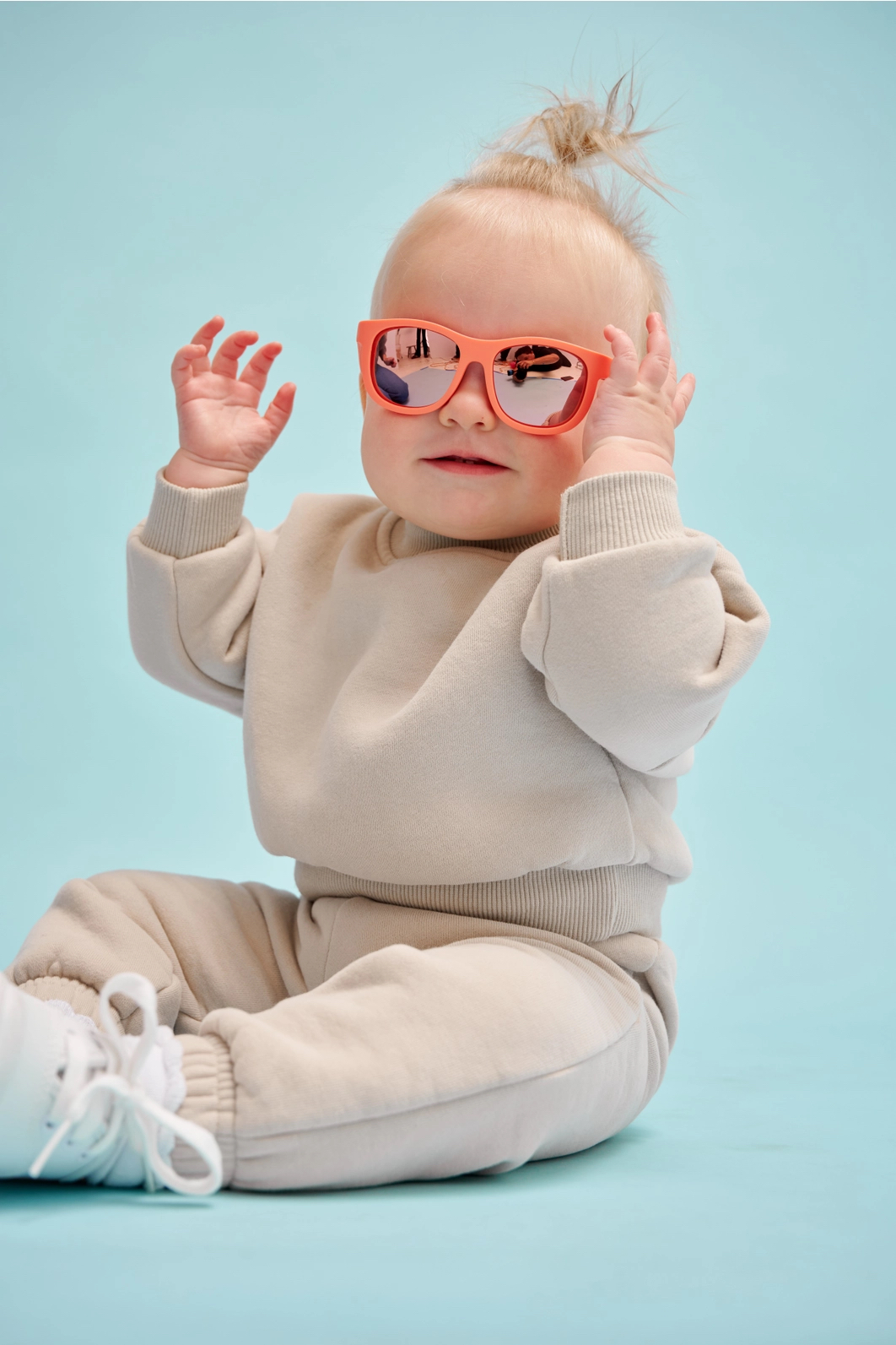 Perfect Papaya Polarized Kid Sunglasses w/ Peach Mirror Lens