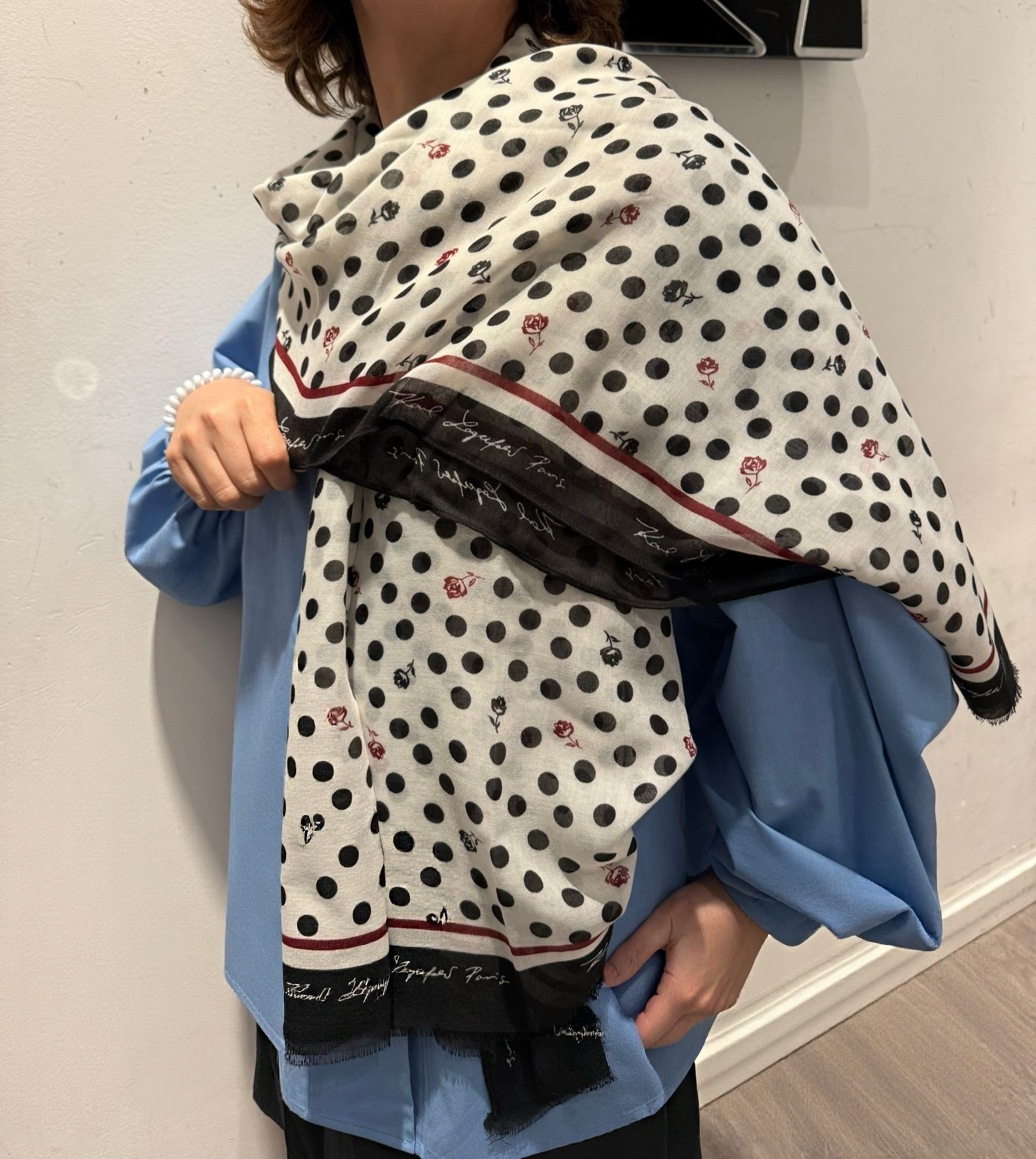 加拿大直送  karl lagerfeld 新款頸巾