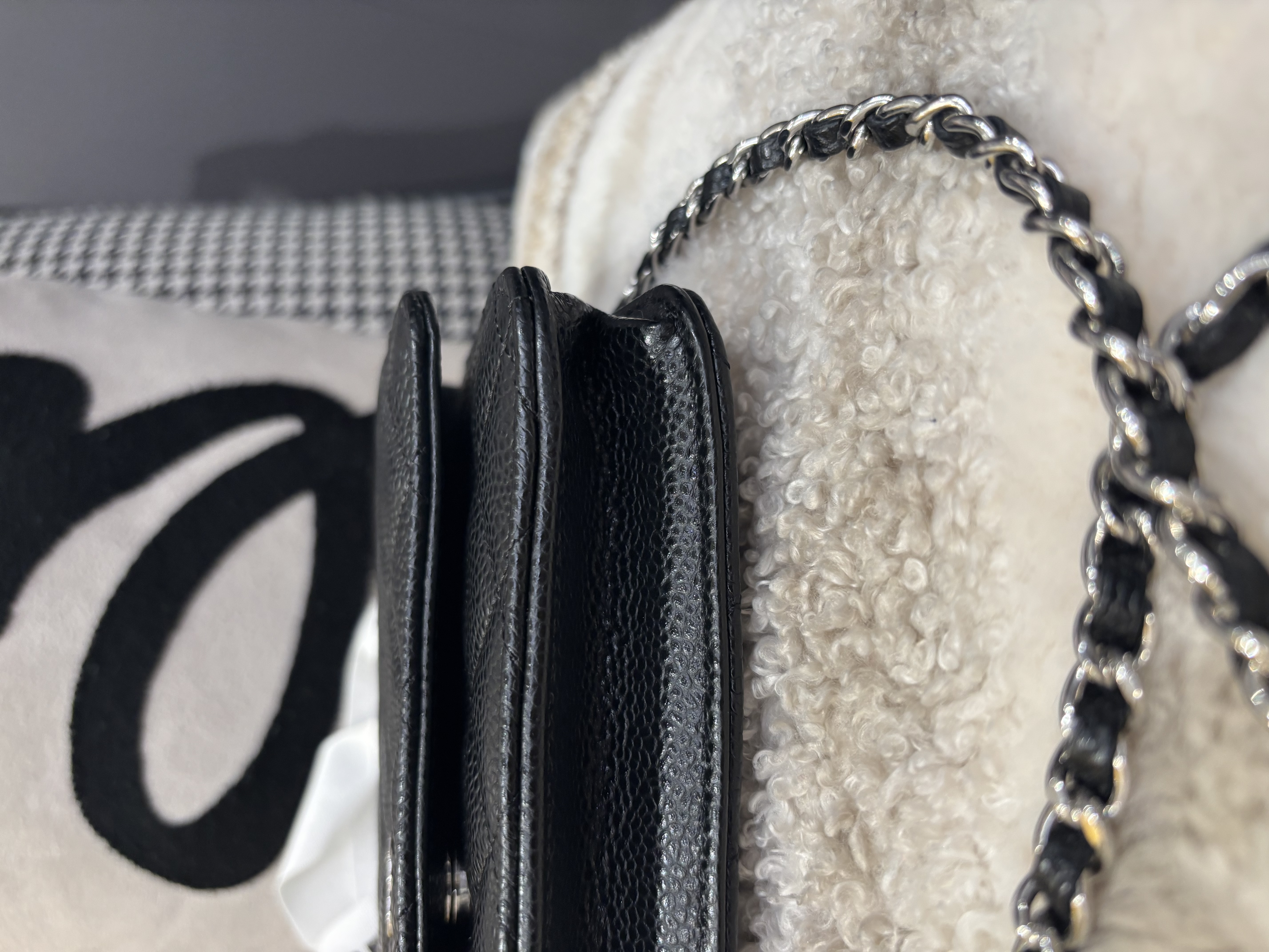 全新 Chanel wallet on chain 黑色荔枝牛皮銀扣 WOC 100%Authentic, 全新 100%NEW  ✅晶片貼✅dust bag ✅box