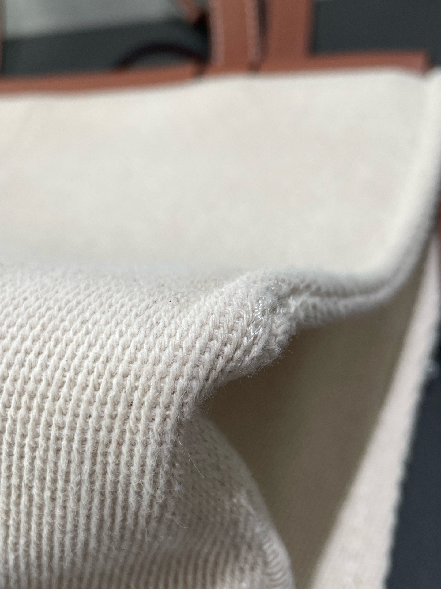 【預訂貨品】LOEWE米色帆布拼焦糖牛皮tote