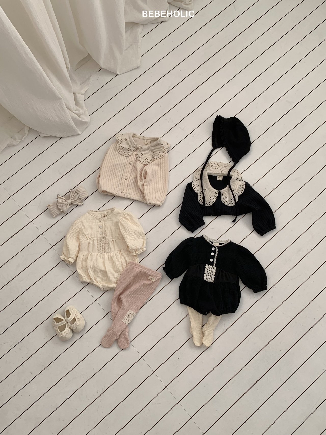 🌸預訂 韓國直送🌸🇰🇷BEBEHOLIC兩色蕾絲花邊長袖包屁衣