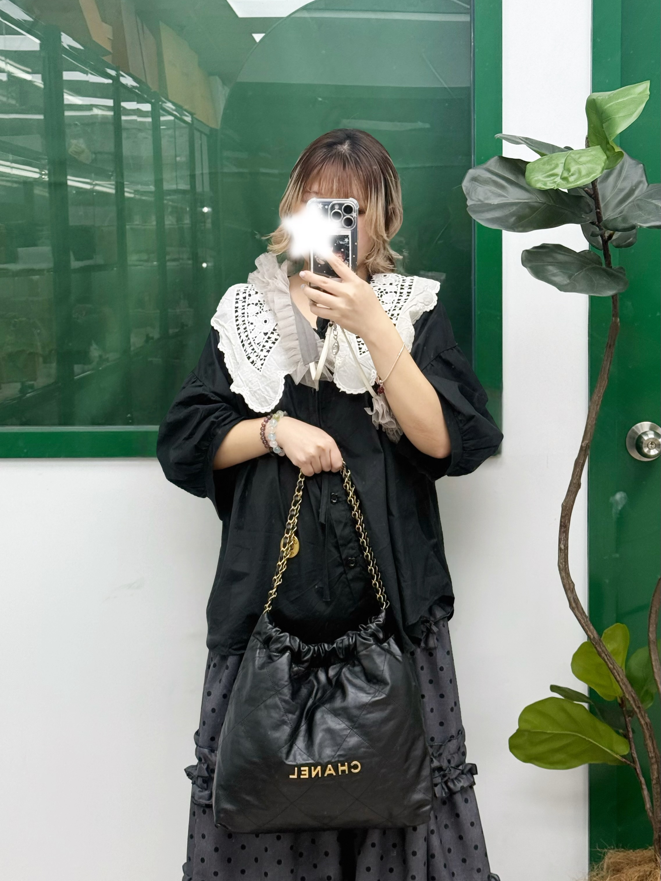 Chanel👜 PRE OWNED 🛍️🖤22bag Medium 黑金 有塵袋💼