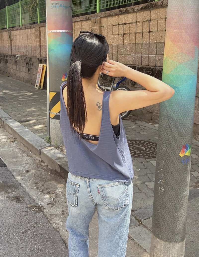 P16 大U露背背心