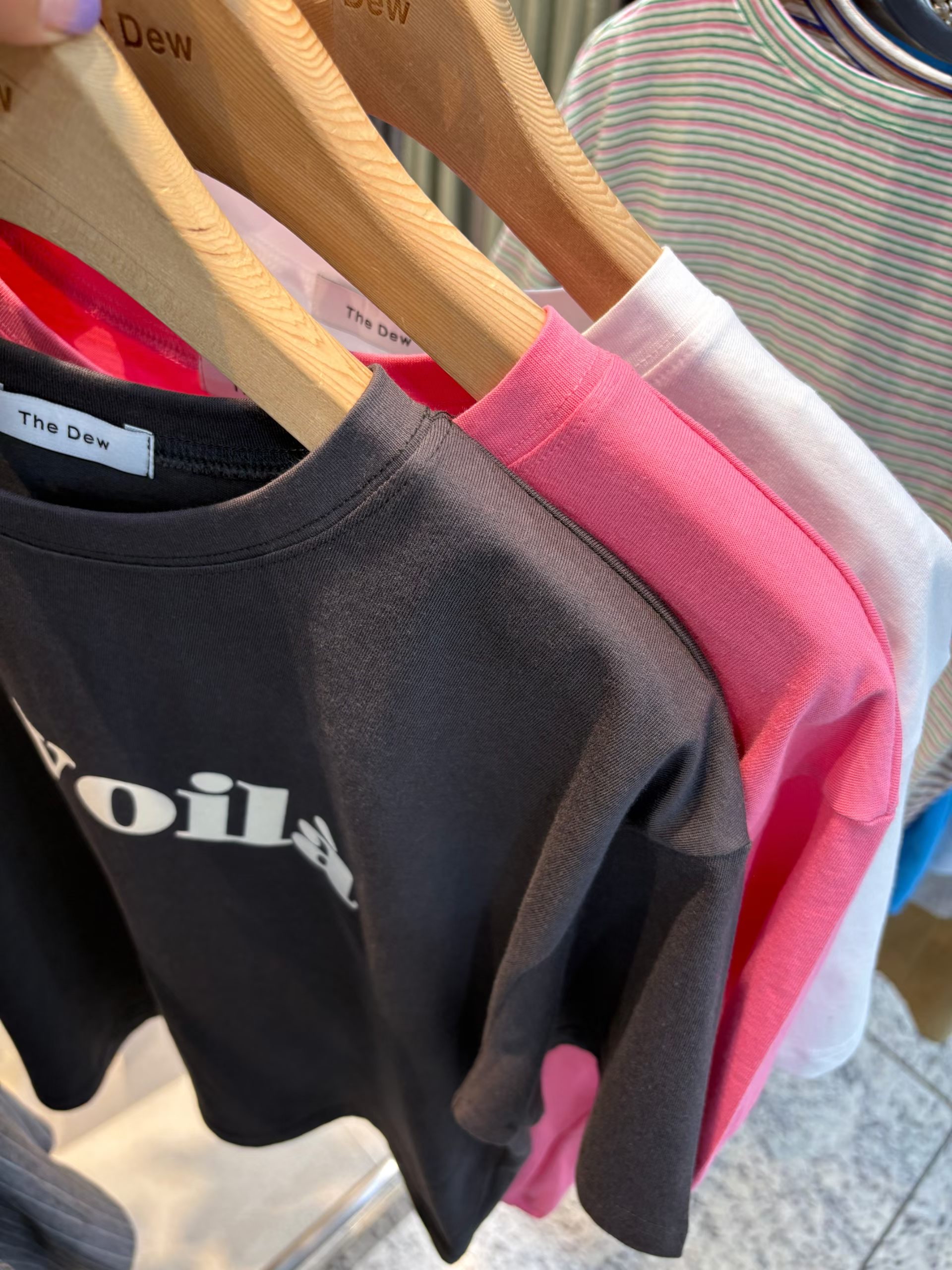 靚料字母Tee 