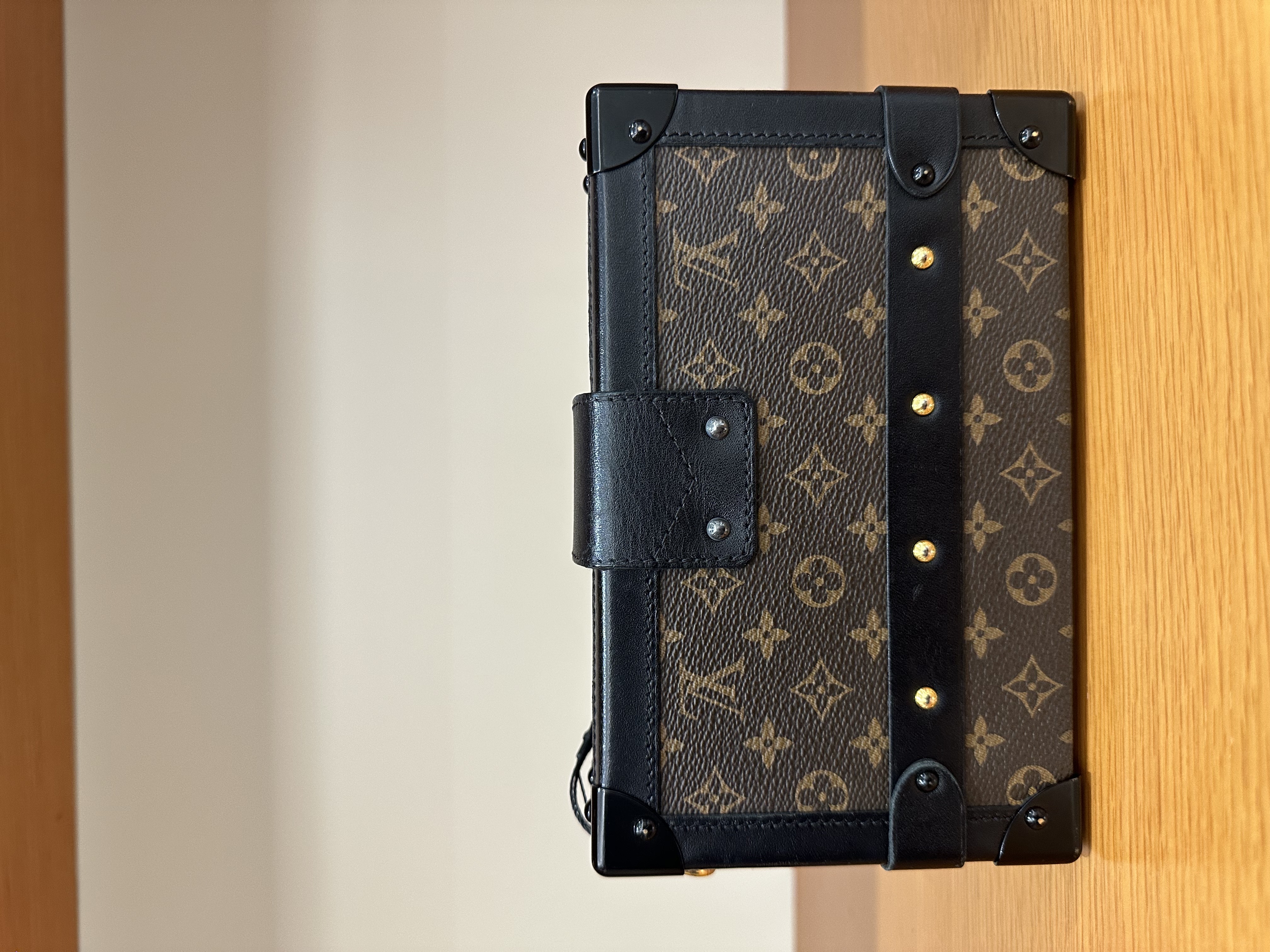 直播貨品 |  [1個-$100 2個-$300］HH34