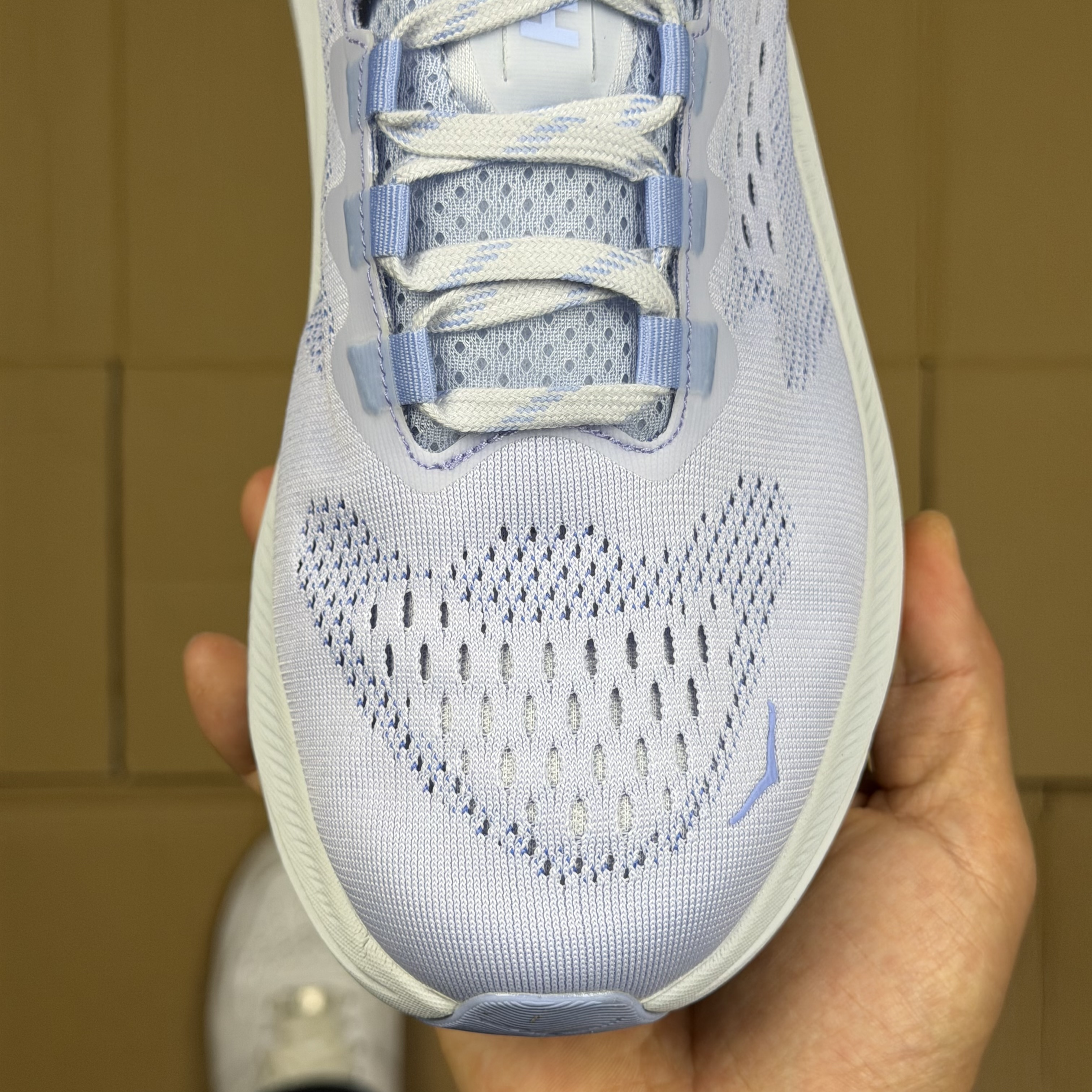 Hoka One One Kawaha 2