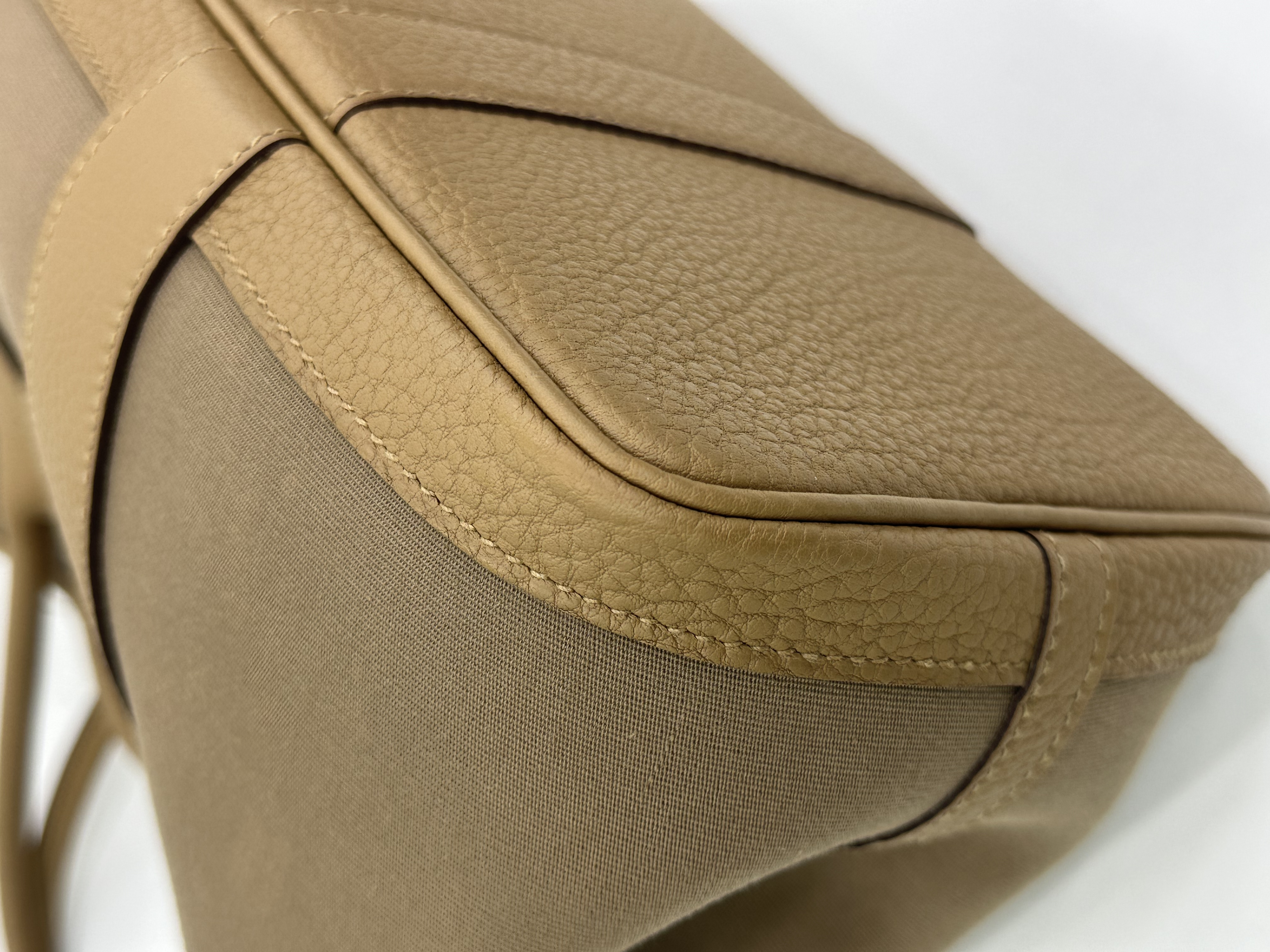 直播貨品 |  [1個-$100 2個-$300］GG73