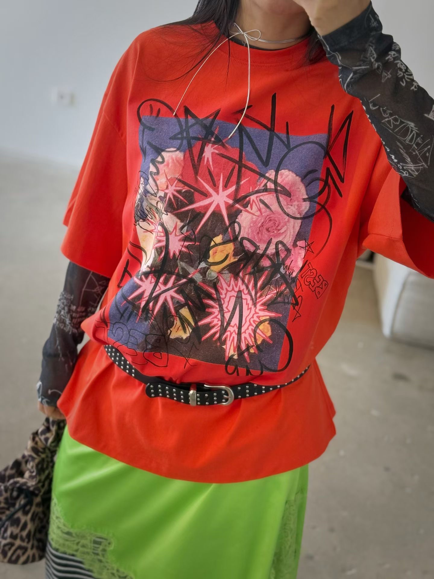 型款手繪print Tee