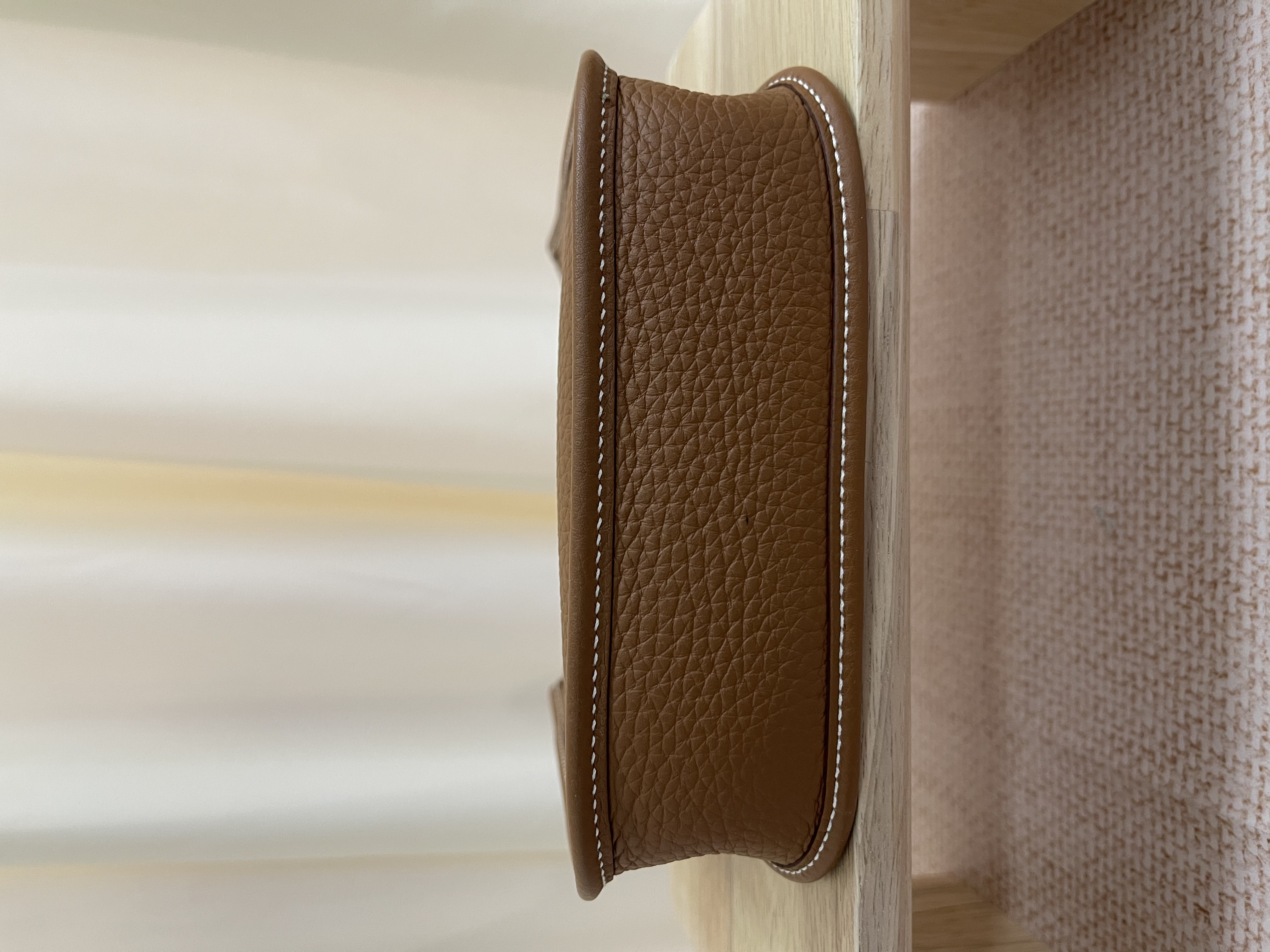 Pre-Owned HERMES MiniE / Stamp W / Product Code: 26022513