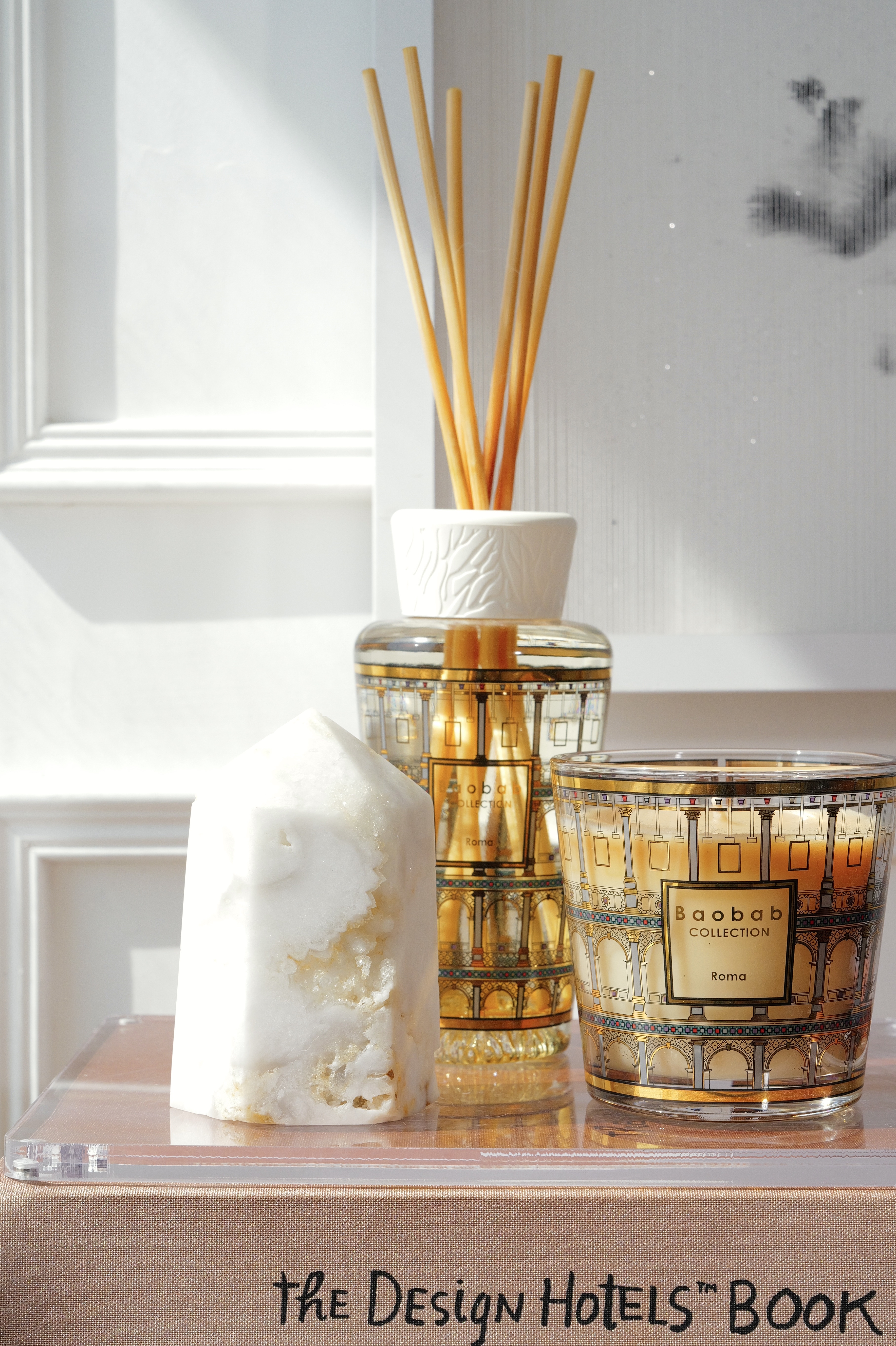  ༒10.6cm白晶洞晶牙六角柱༒   CQ.6002H2MGA79-RA1*63A