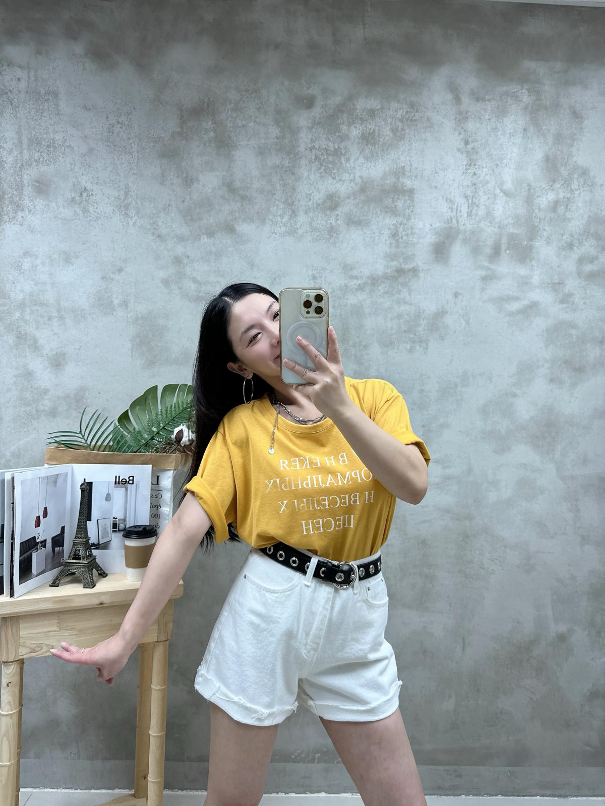 S10 後露背英文字Tee