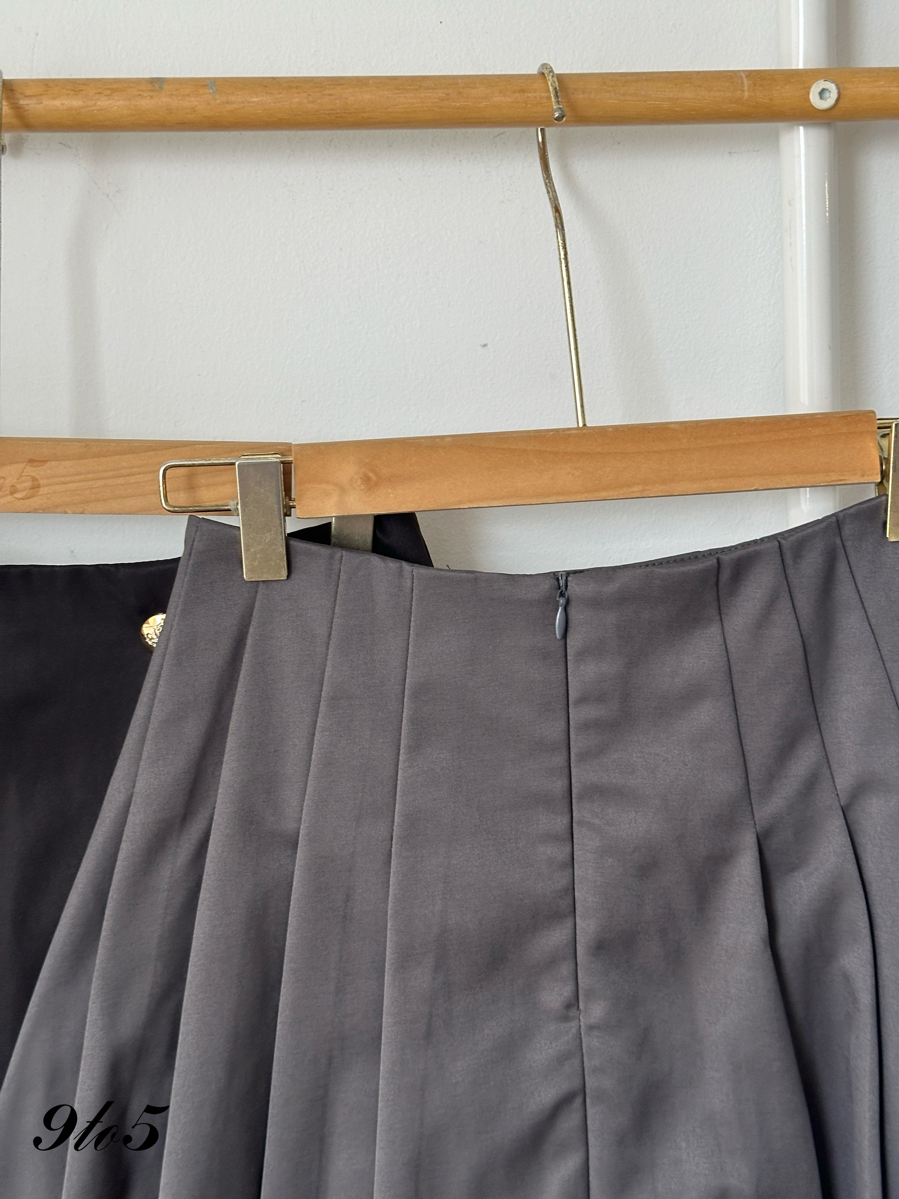 S1908 Short Pleated Skirt - 3 Colors 