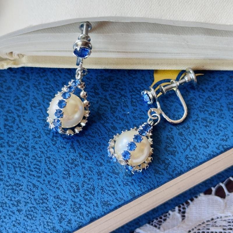 Vintage 1950s Royal Blue Rhinestone Caged Faux Pearl Screwback Earrings(MT2253)