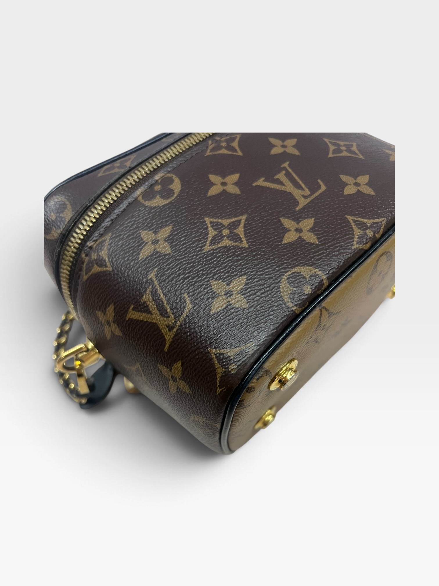 Pre-Owned Louis Vuitton Monogram Reverse Vanity /Product Code: 102304