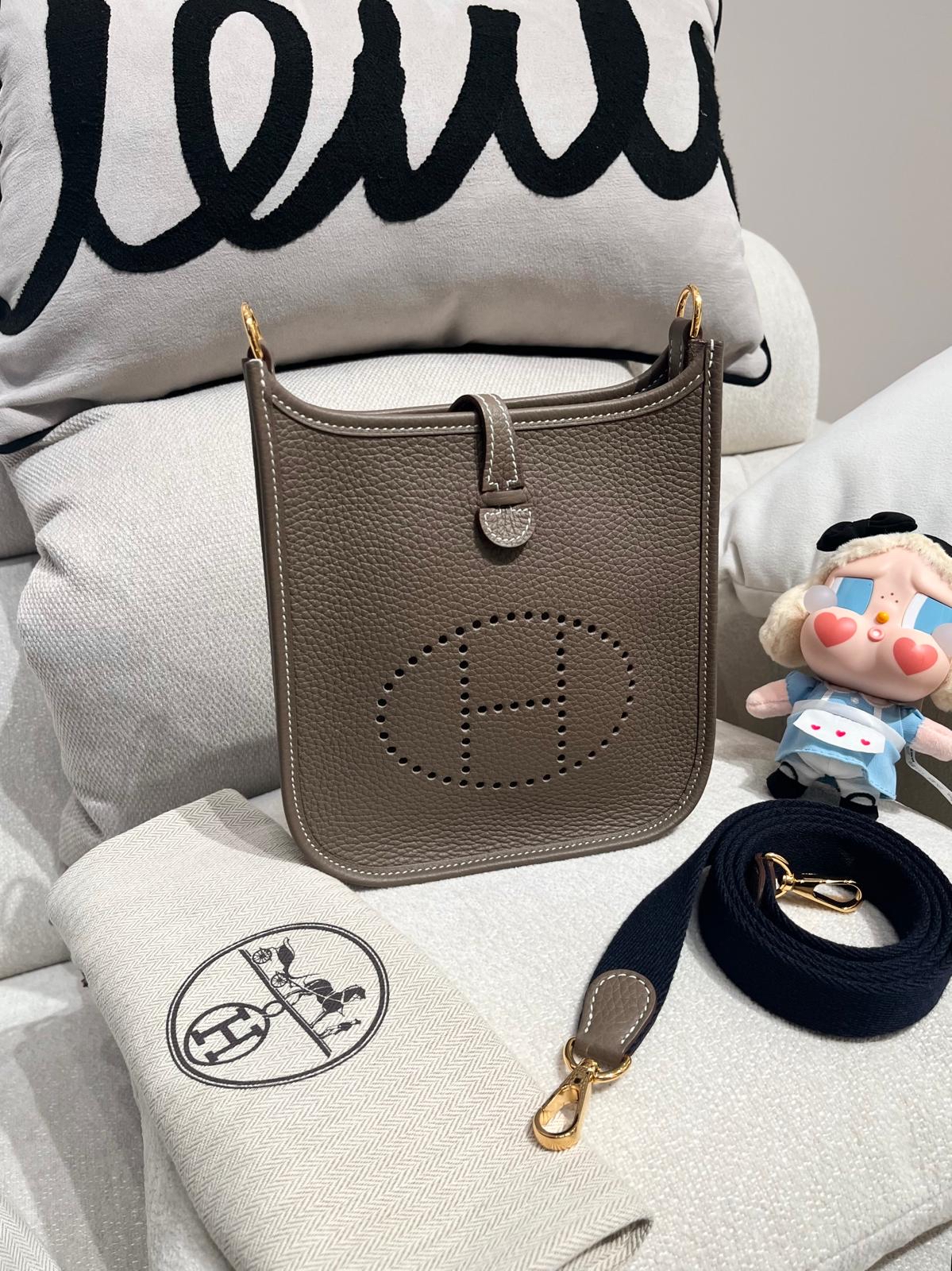 全新 Hermes mini evelyne,STAMP B Etoupe,金扣,100%Authentic,全新未使用品 ✅收據✅dust bag✅box 