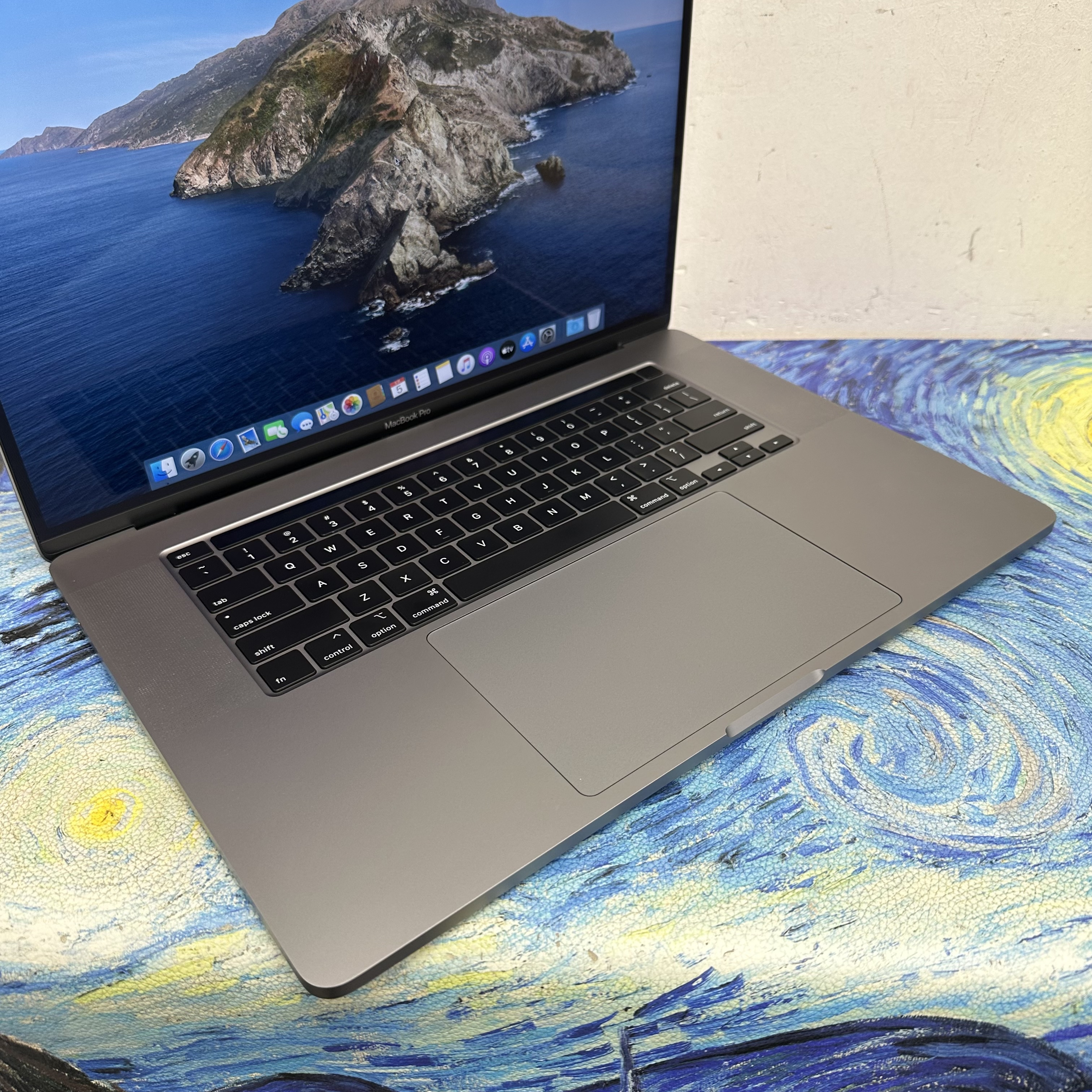 #5835 (Intel CPU🔥16寸MacBook Pro) APPLE Macbook Pro 2019 i7 CPU /16GB Ram/512GB SSD/ Touch Bar/指紋解鎖/ Notebook / Laptop / 文書機 / Windows / IOS / PC / Laptop / Win10