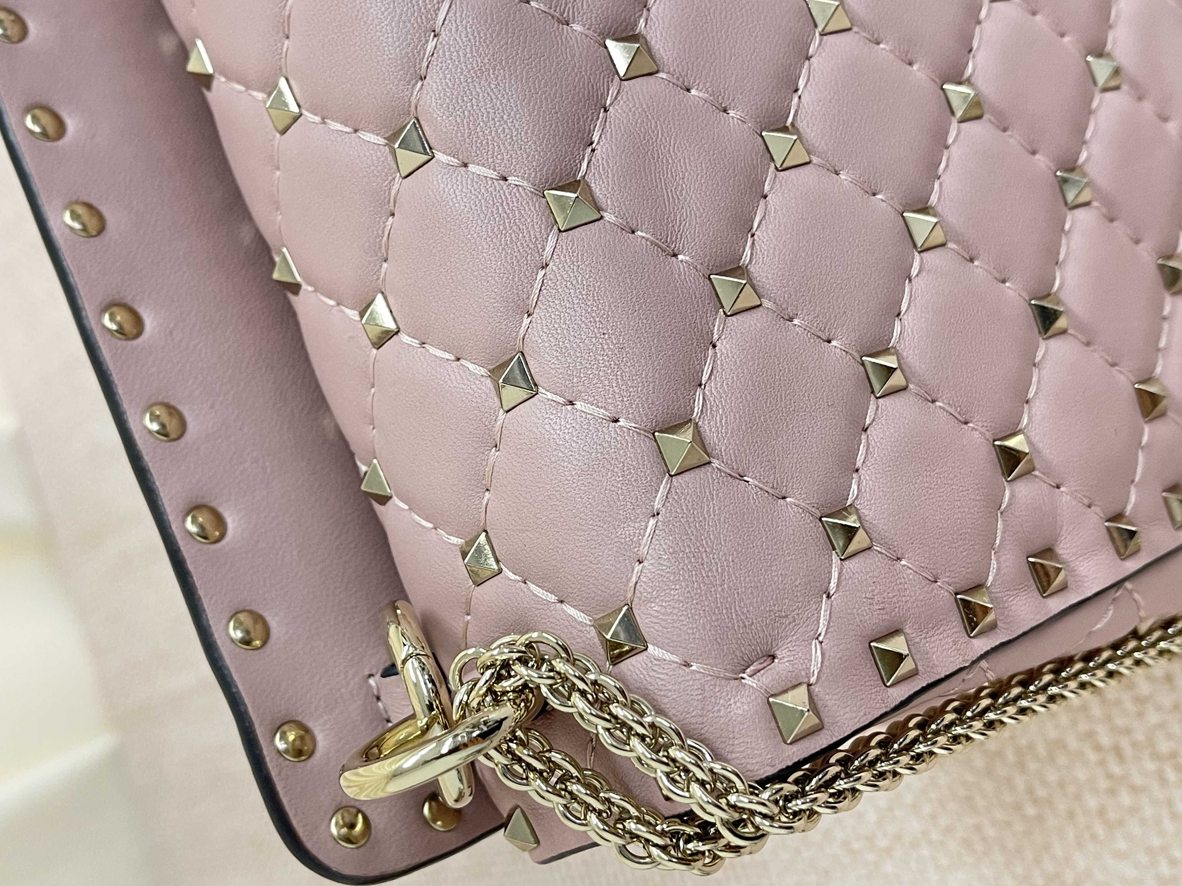 Pre-owned Valentino Garavani Rockstud Spike/ Product Code: 26051507