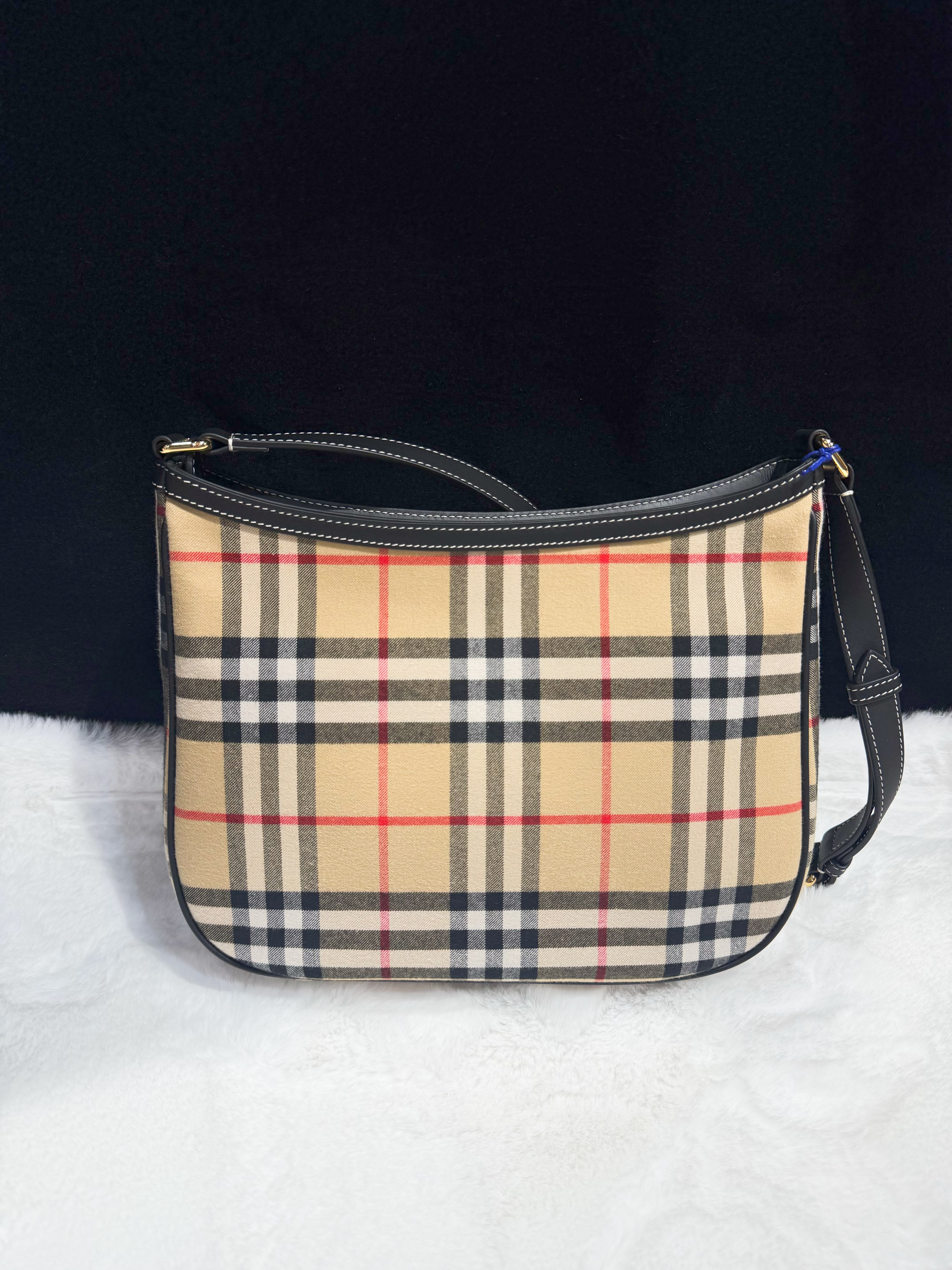 Burberry hobo archive beich check