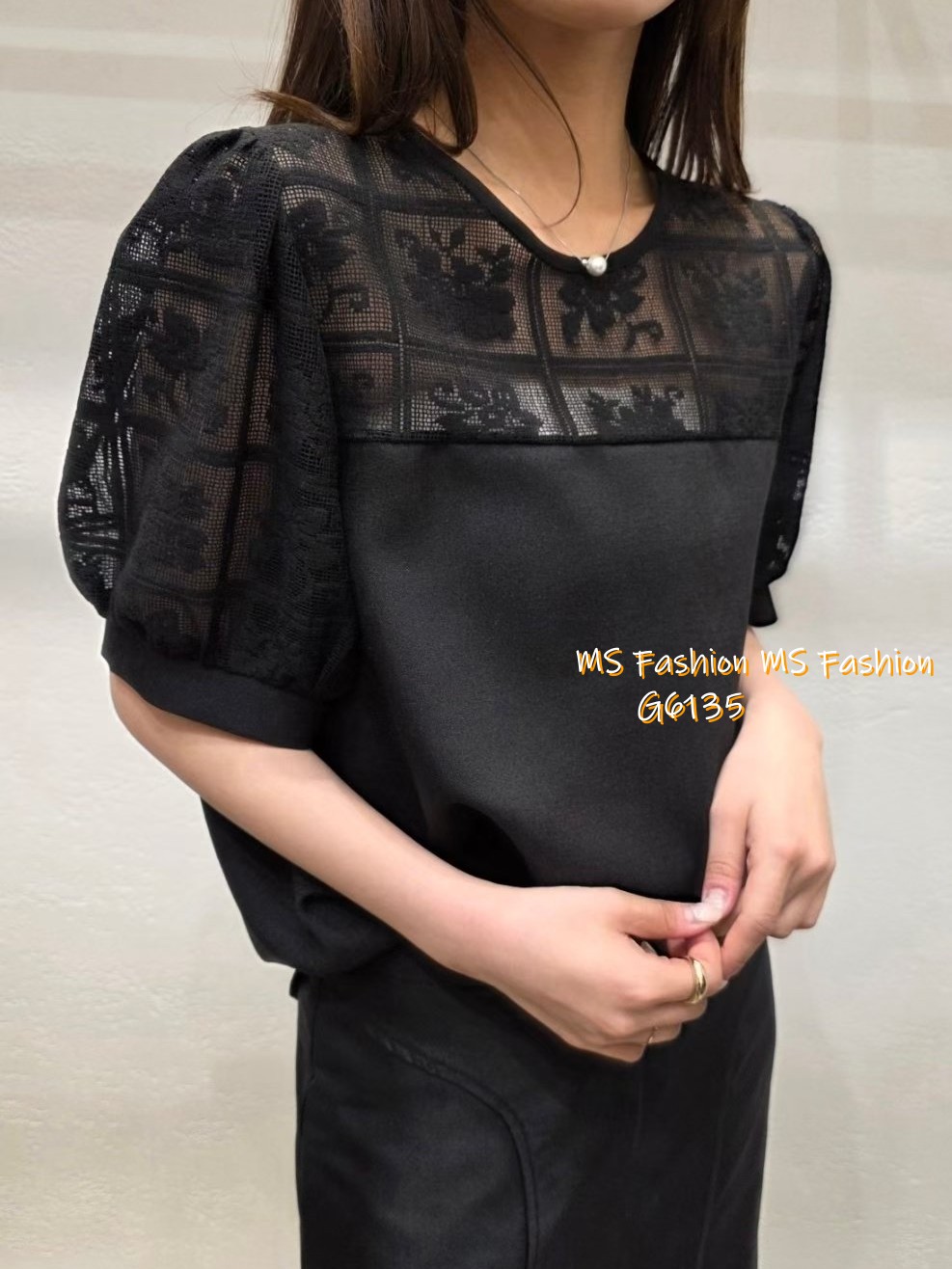 G6135 韓國🇰🇷靚料格紋通花透視top