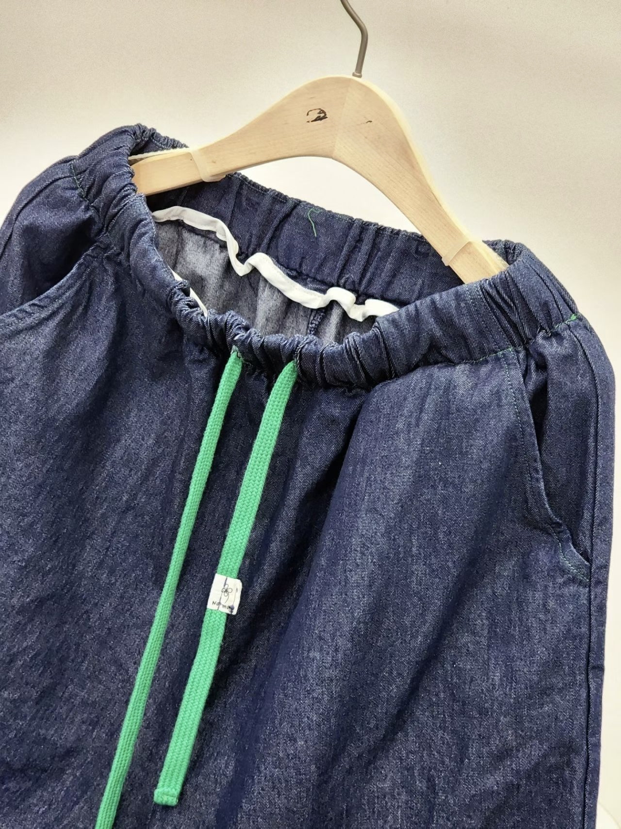 NO OS 薄7分夏日牛褲