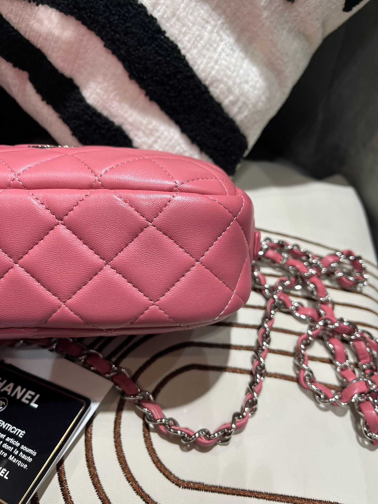 Chanel CC camera bag 100%Authentic,98%new ✅專門店收據✅card✅dust bag ✅box