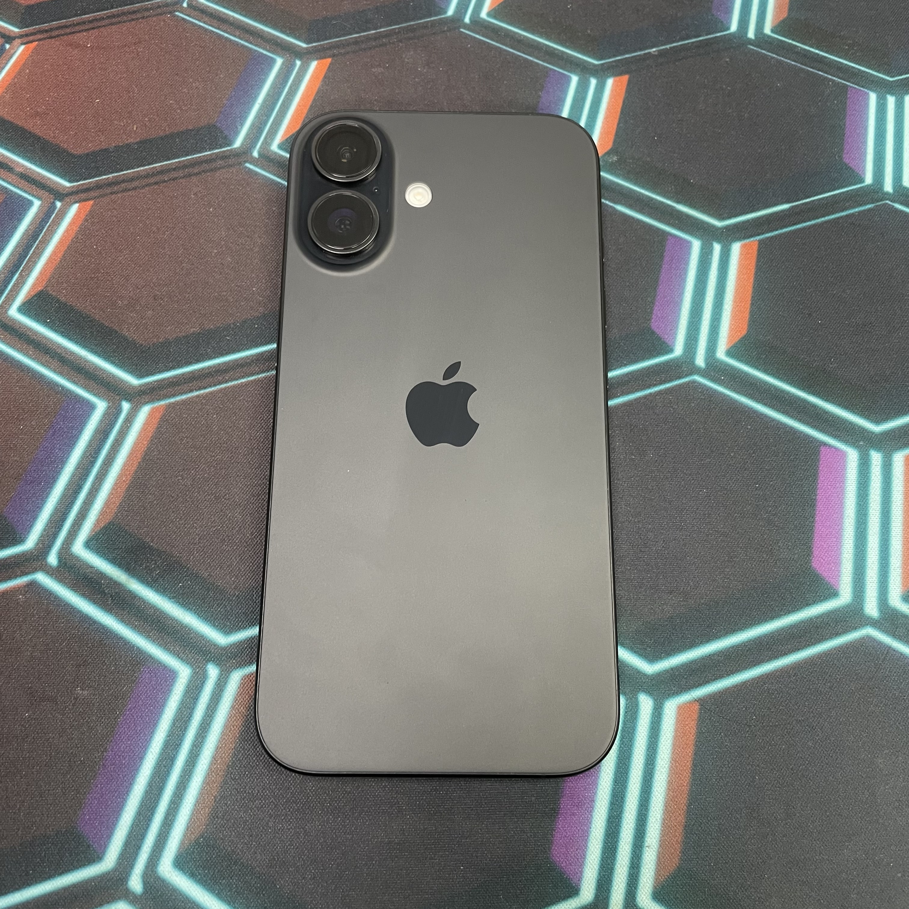 *8413 16 完美機 256GB 電93 黑色 black
