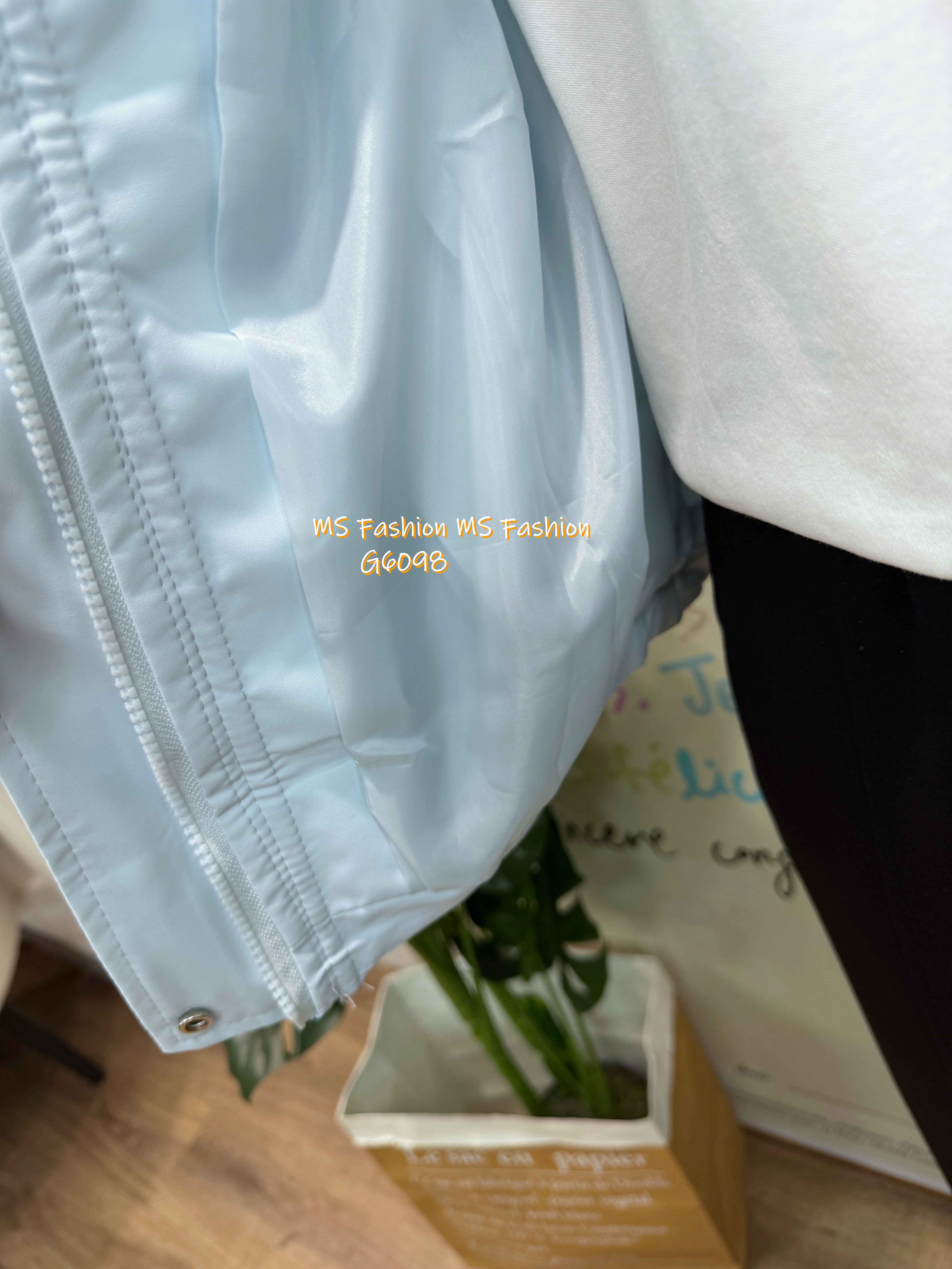 G6098 韓國🇰🇷靚色有帽風褸