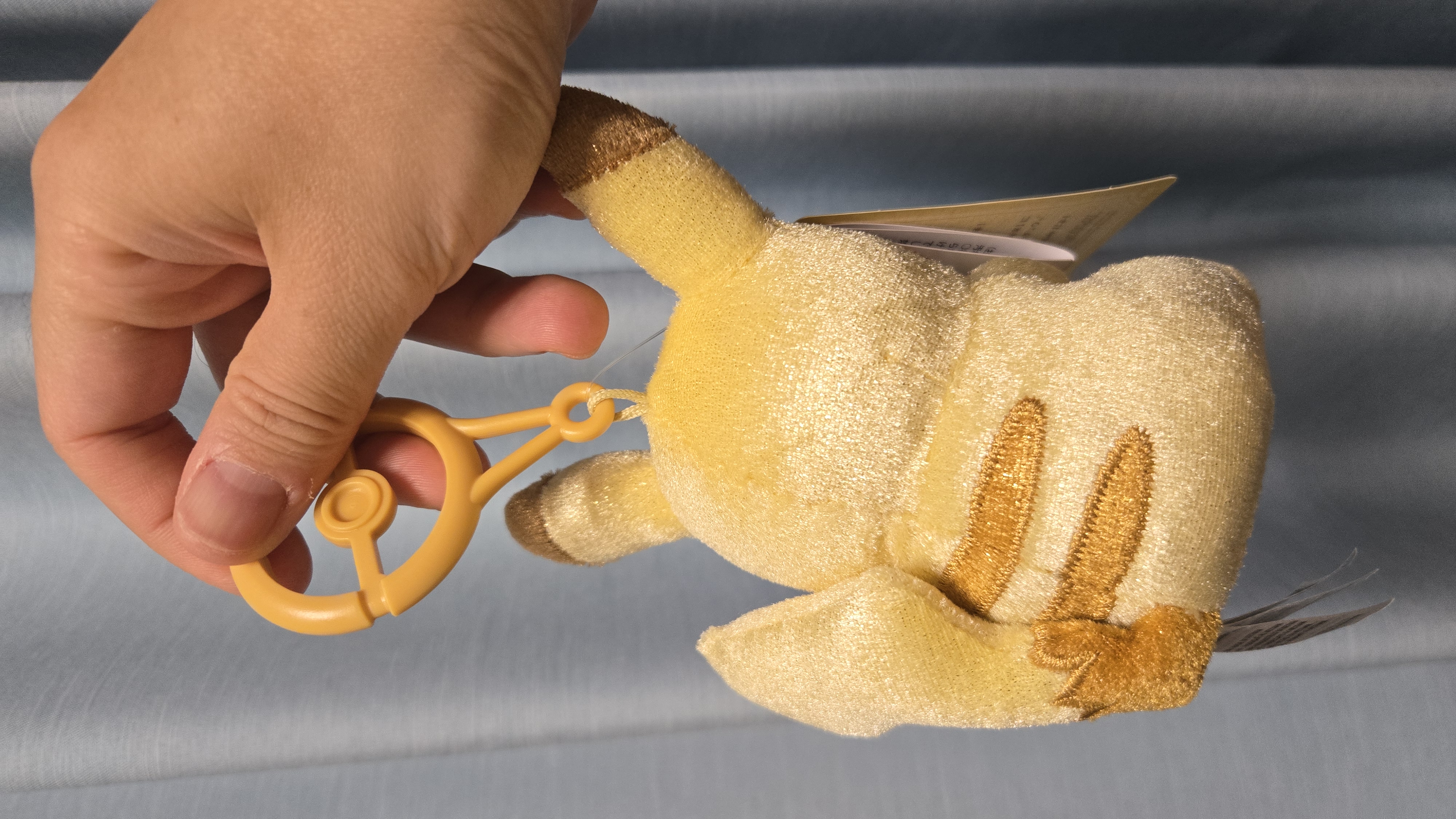 一套2款$459 日本pokemon 寶可夢皮卡丘比加超30週年紀念毛絨 公仔+掛件