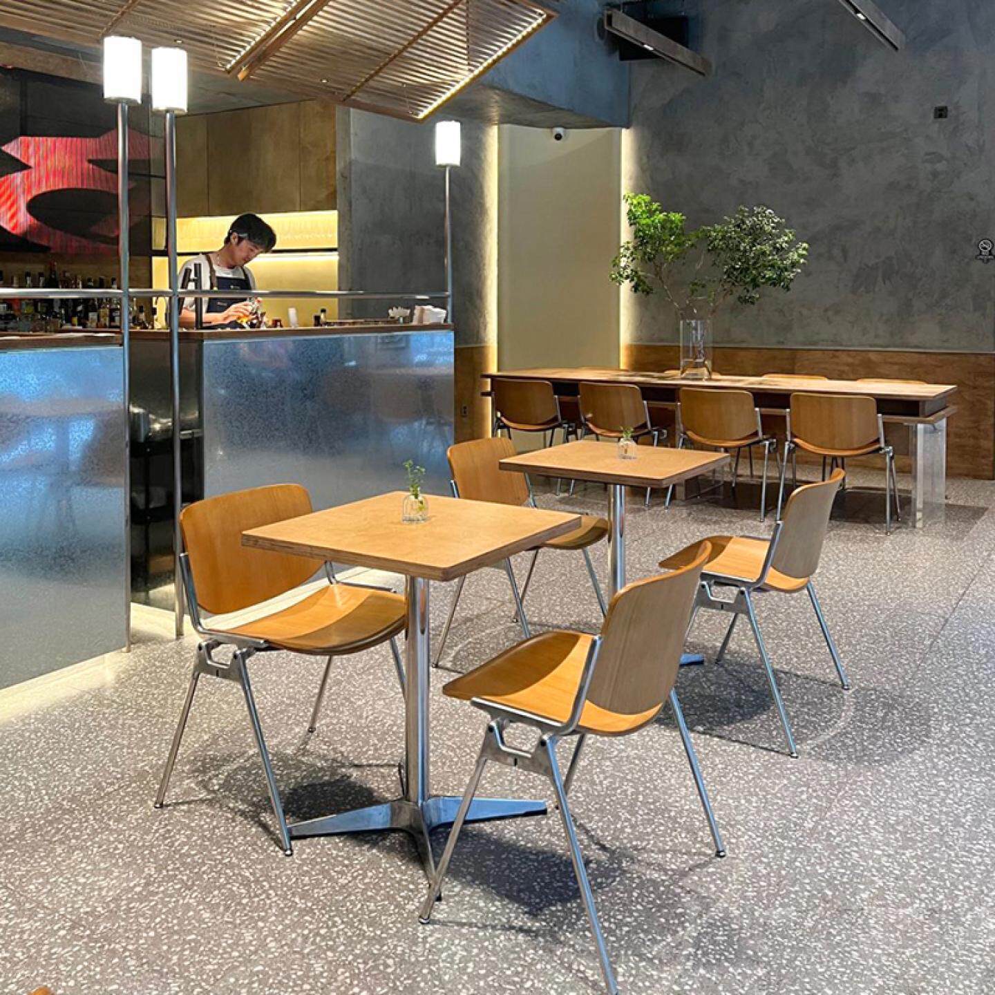 現代簡約輕食店商業餐廳 咖啡廳奶茶店甜品店西餐廳 海洋板桌椅組合marine‑plywood