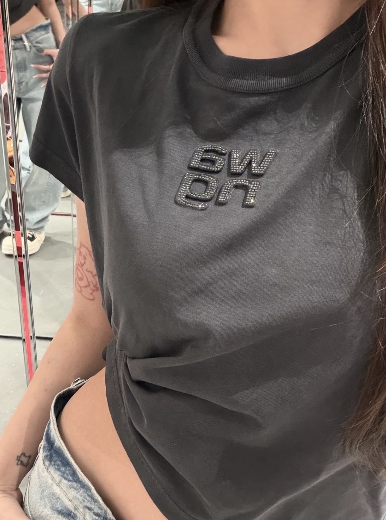 訂貨📮Alexander Wang灰黑色水晶logo 短 tee Size XS/S/M/L