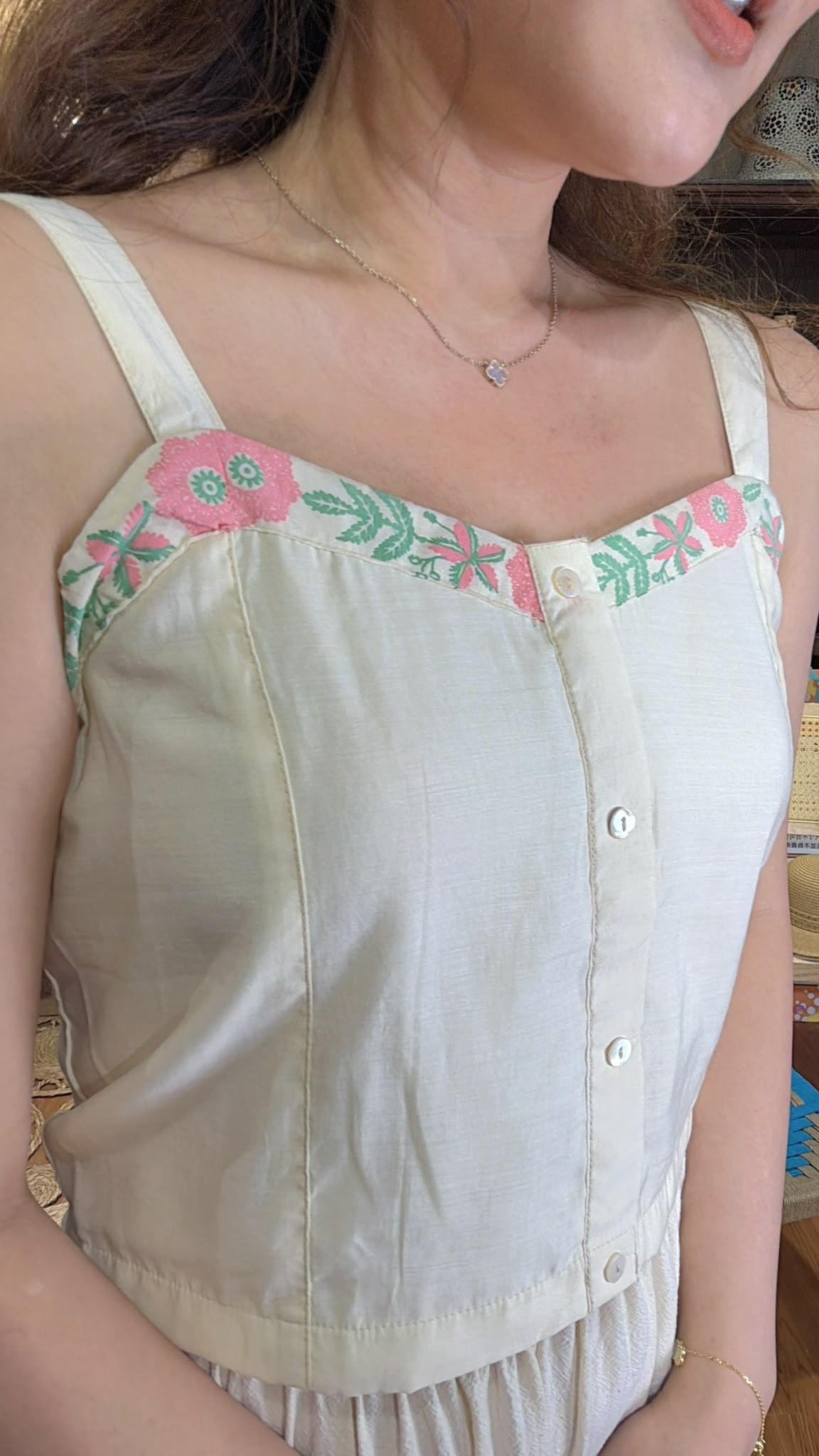 2903 Light Yellow Printed Flower Edge Top 16"