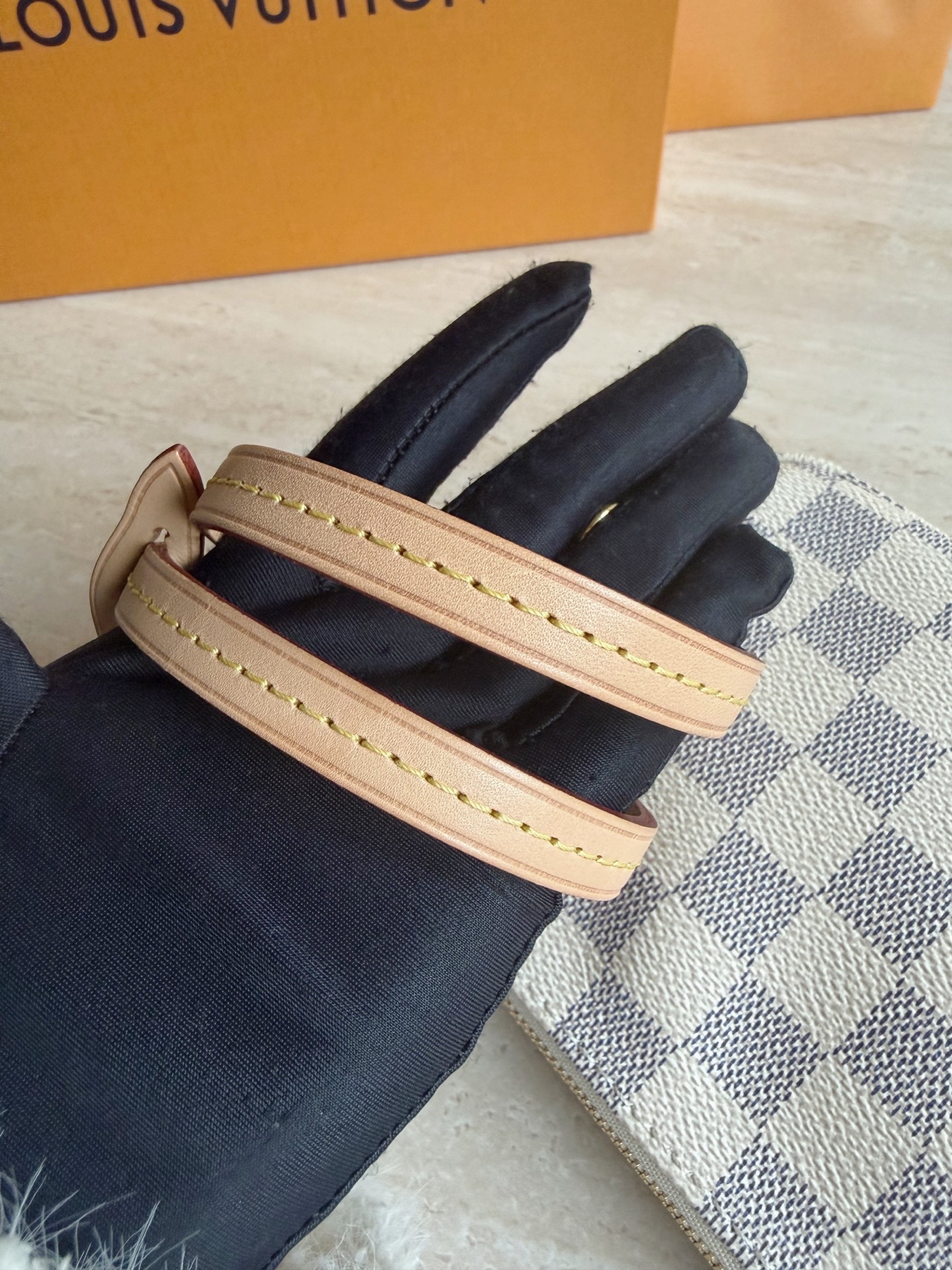 【預訂貨品】LV白棋盤格麻將包