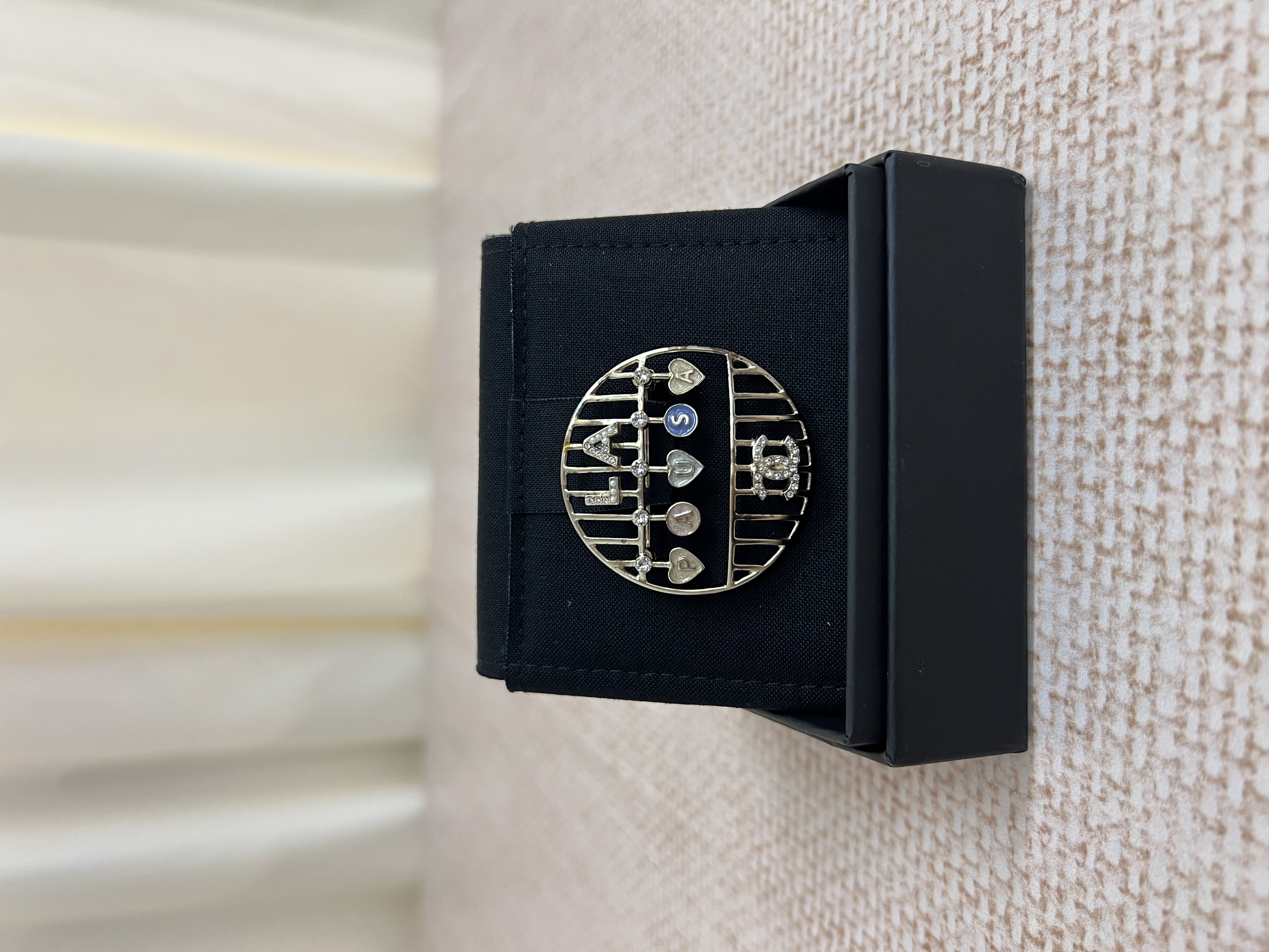 Pre-owned Chanel Pause/ Product Code: 26030205