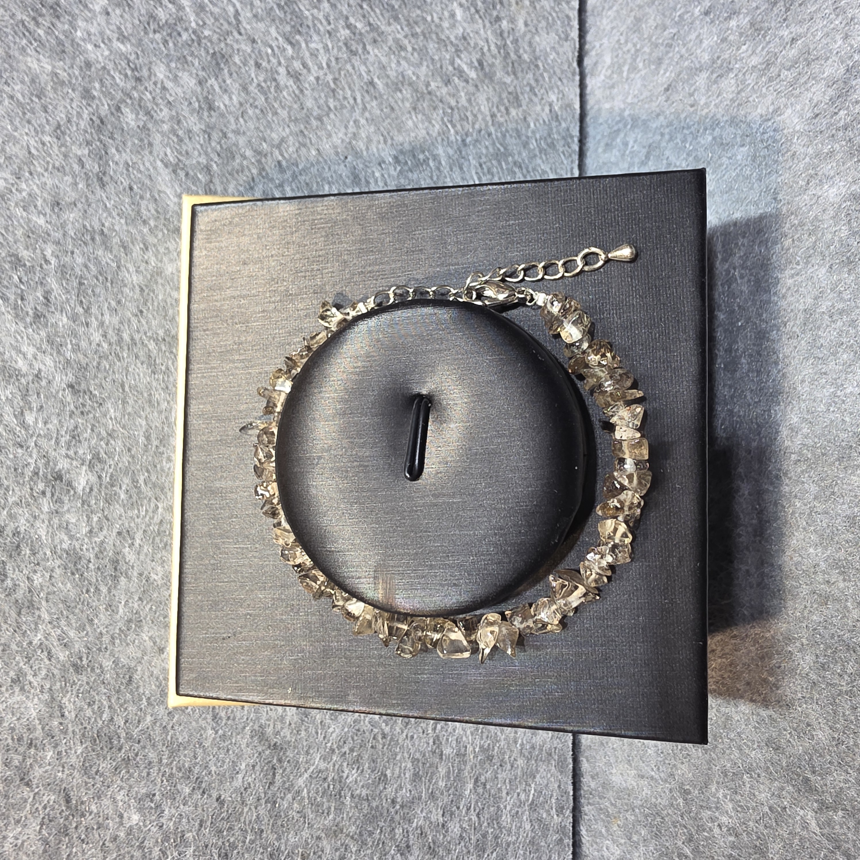 晶石不定形手串(Shapeless Bracelet)