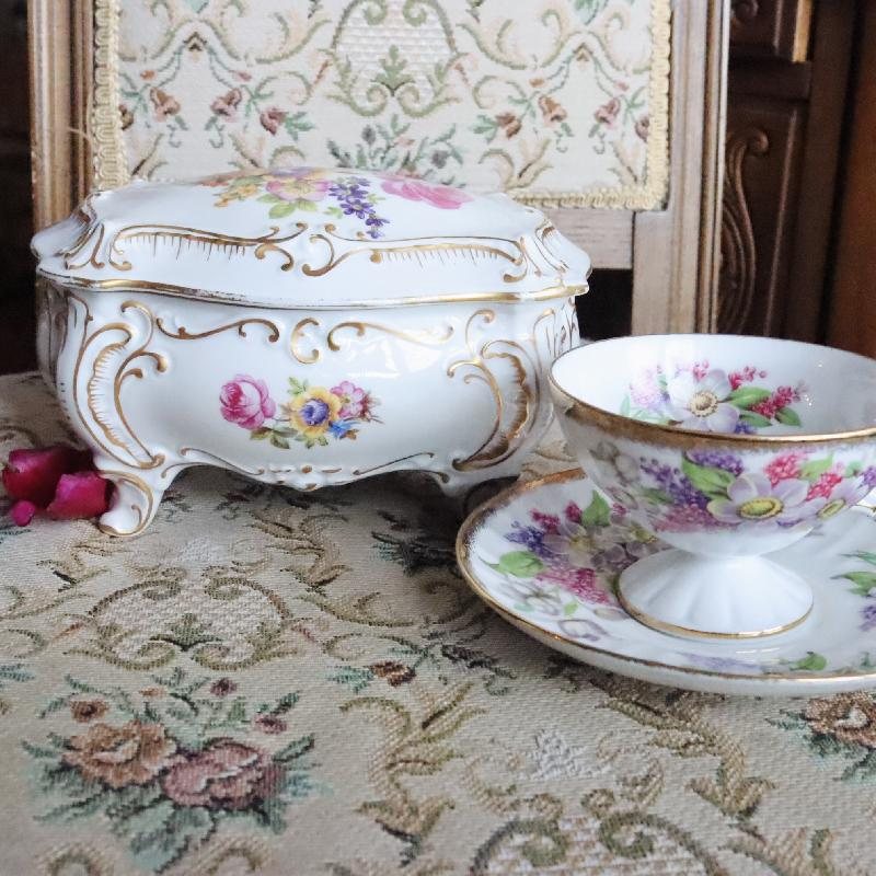 RARE! 1934-1949 Made in Germany JLMenau Graf Von Hennebert Porcelain Large Footed Trinket Box/Treasure Box(MT1705)