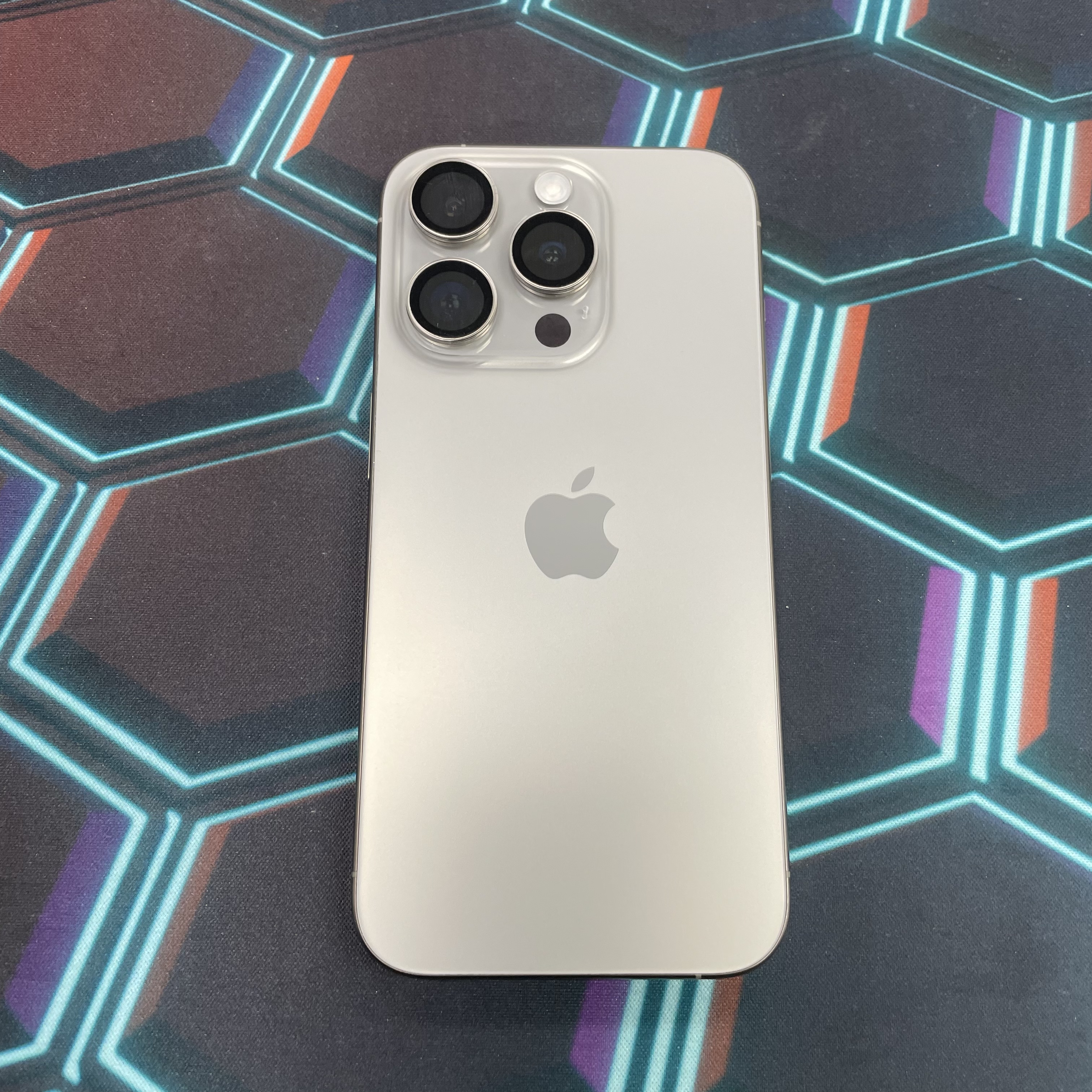 *7223 15 pro 完美機 256GB 電79 原色 gray