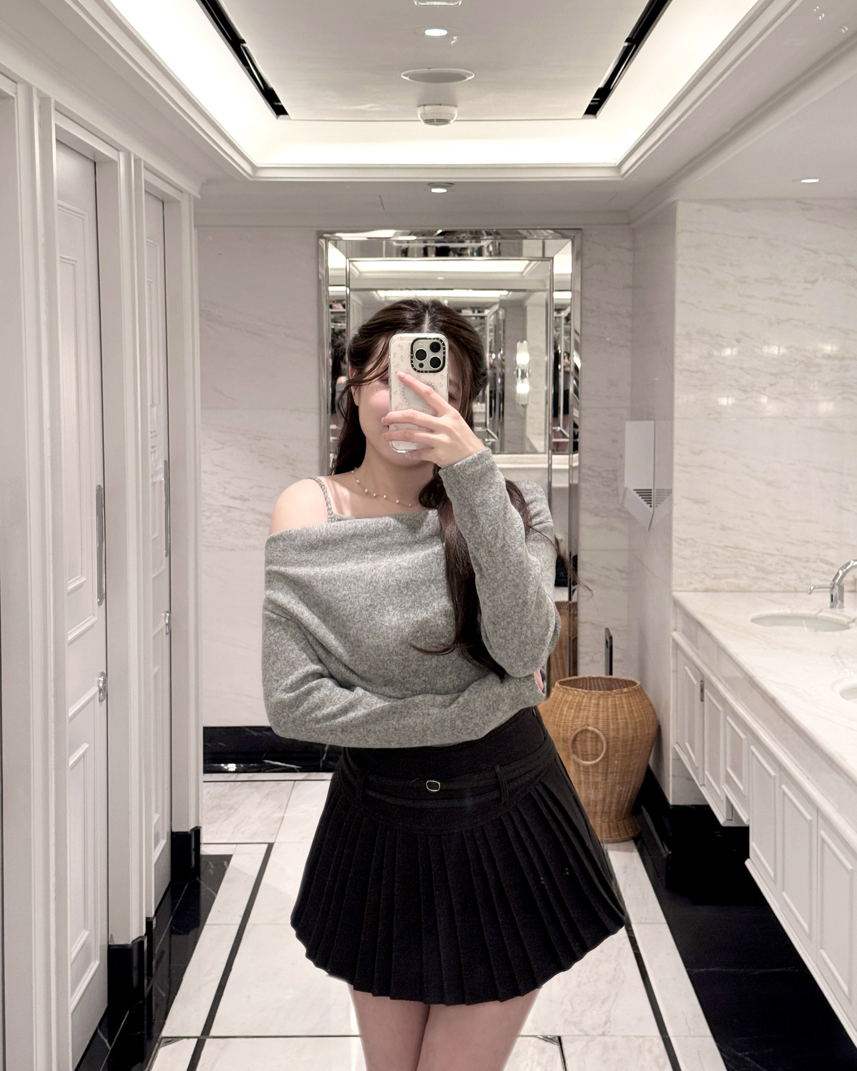 【 ˶୨⚑ 版型極好🧸梨型女孩必入！超顯瘦🤎日常上班OK～銀扣腰BELT百摺裙褲！】 Earth Tone Pleated Belt Skirt Pants(兩色入)