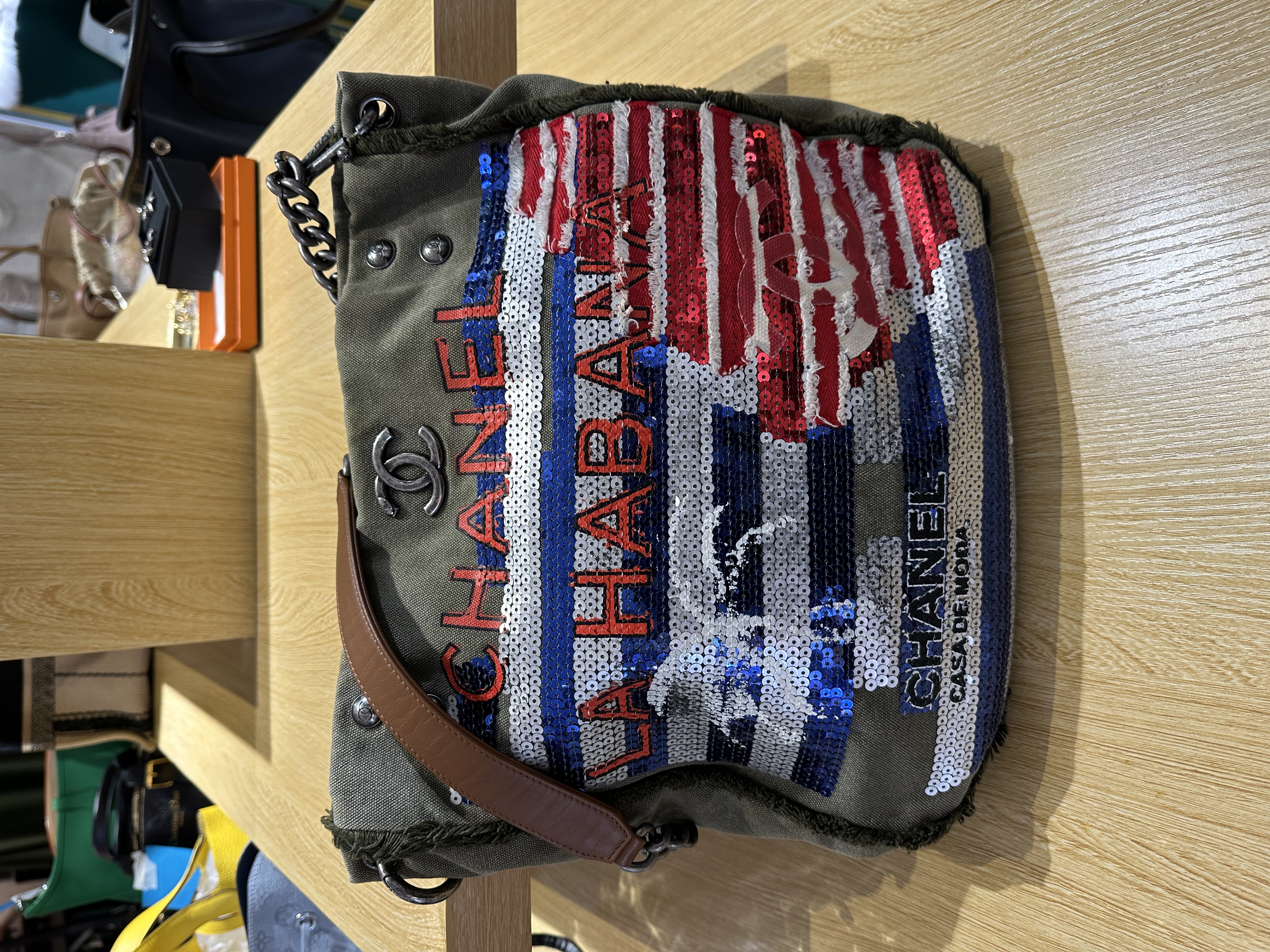 直播貨品 |  [1個-$100 2個-$300］K16