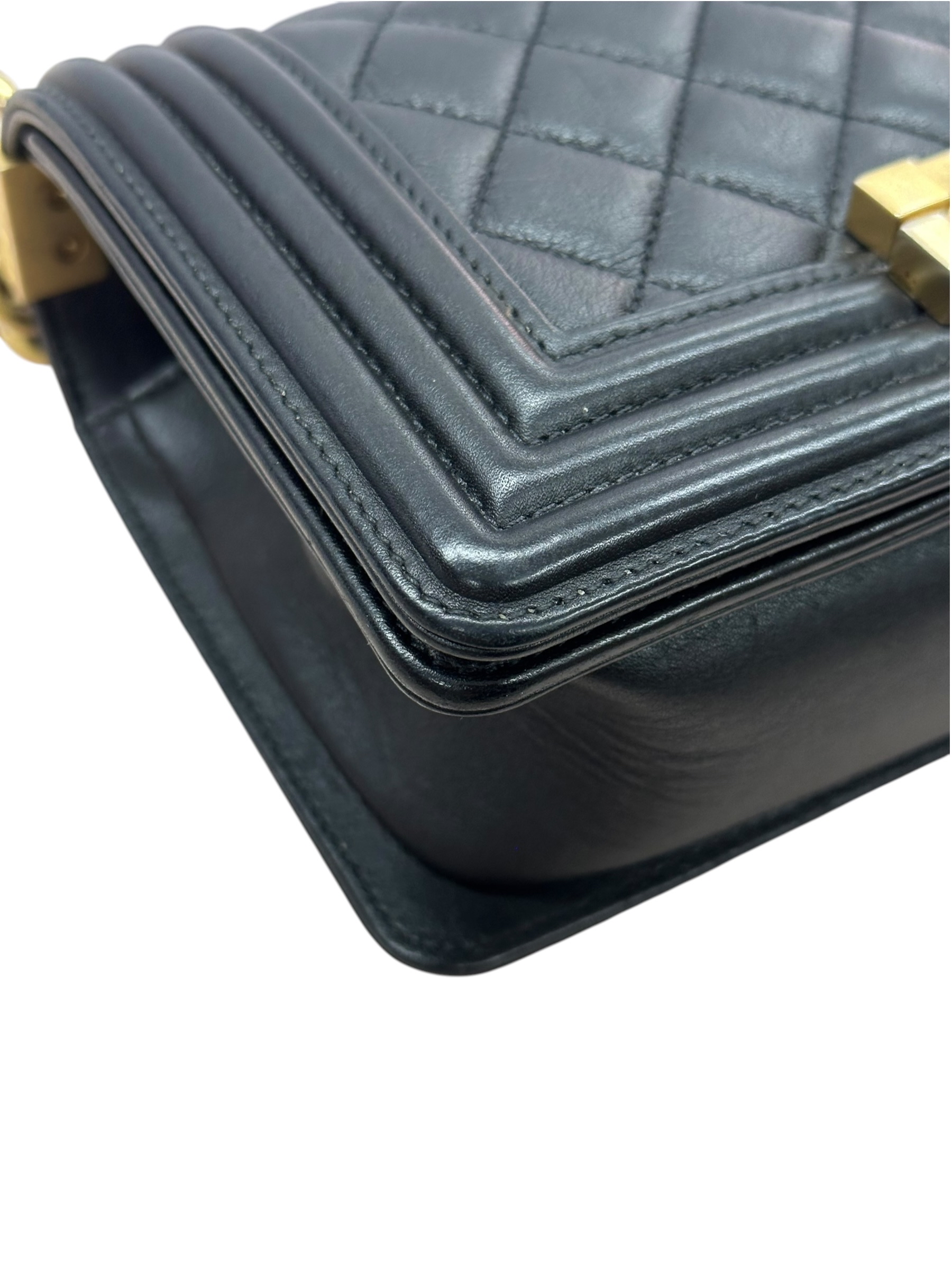 Pre-owned Chanel Boy 20 Flap Bag 牛皮 / Product Code: 082101