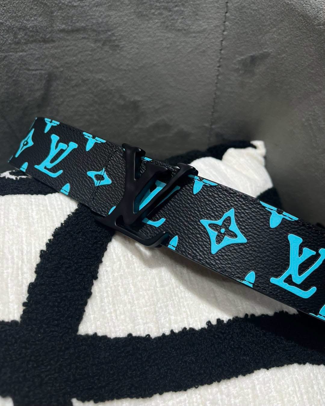 LV Shape Belt, 85size Monogram Playground Reversible 雙面牛皮皮帶 99%new unused 未使用 ✅dust bag