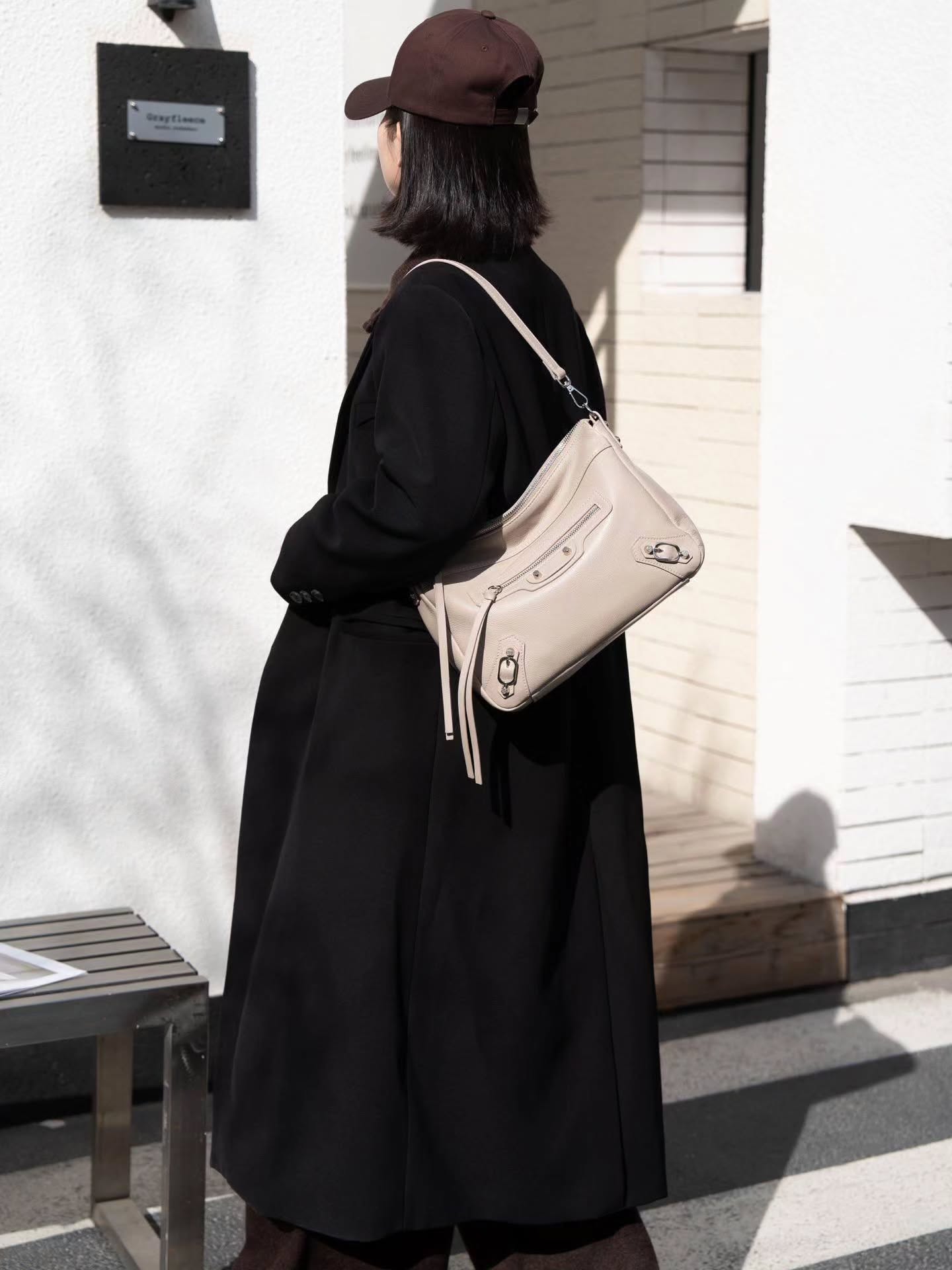 99-78# 🆕新款大号机车包 头层牛皮自然摔🇨🇳