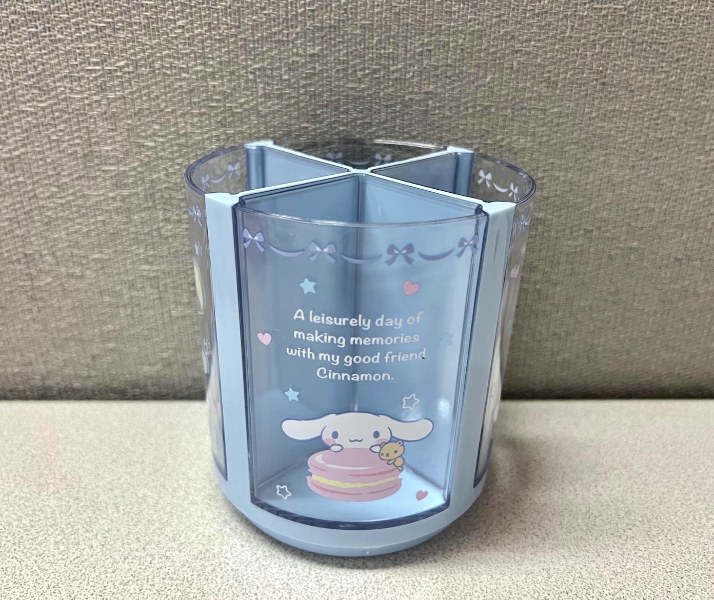 🎌日本直送🎌 Sanrio 卡通 4格旋轉筆筒